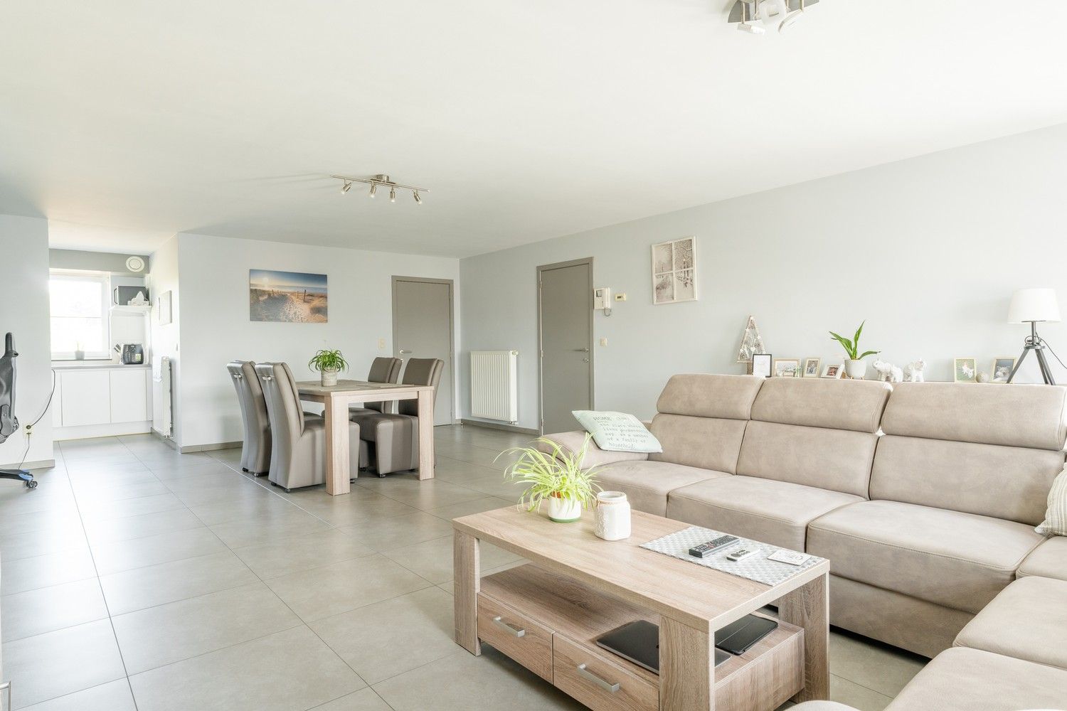 Mooi 2 slaapkamer appartement op een gunstige ligging foto 9