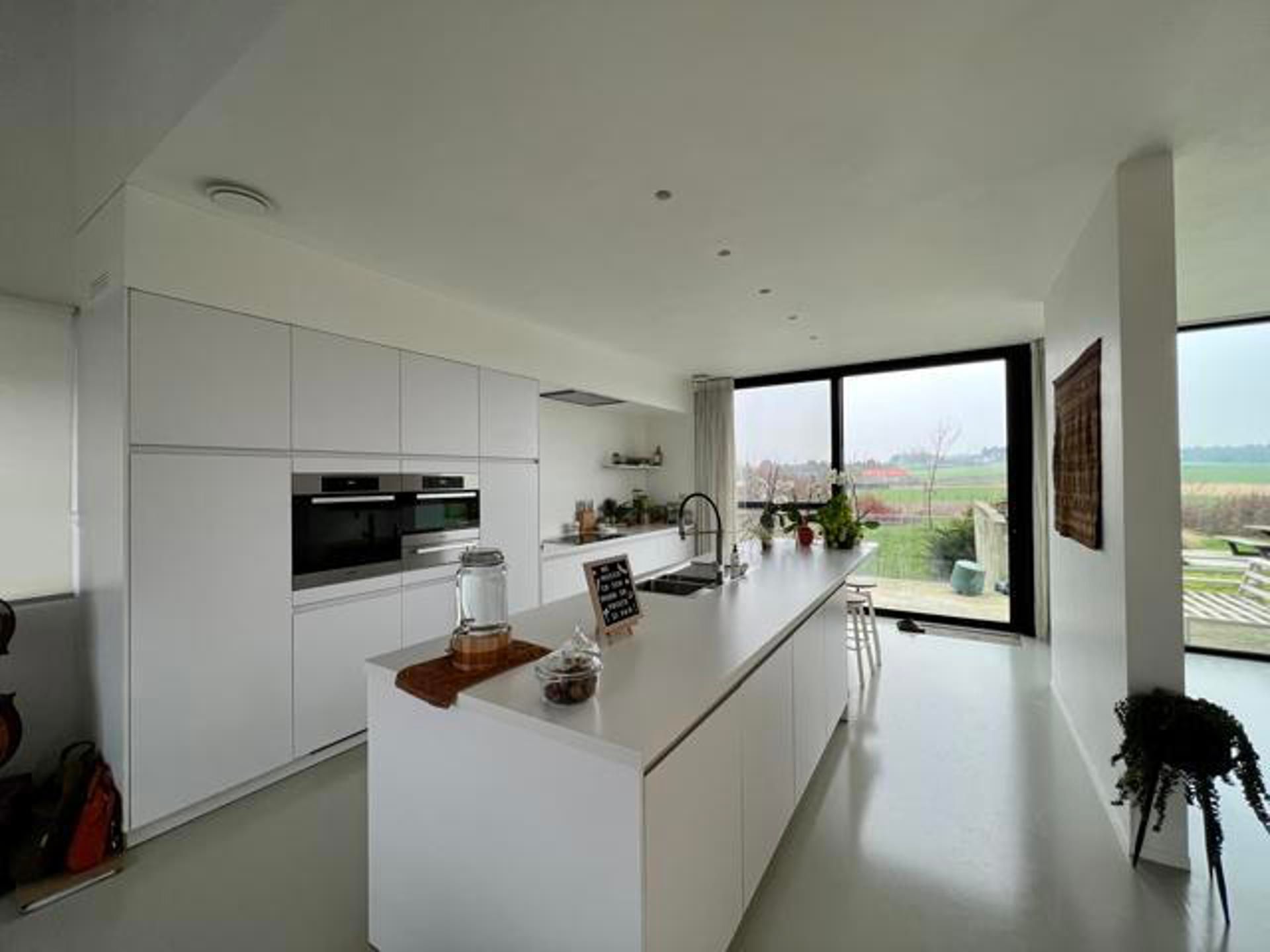 Energiezuinige villa op een perceel van 38 are foto 6