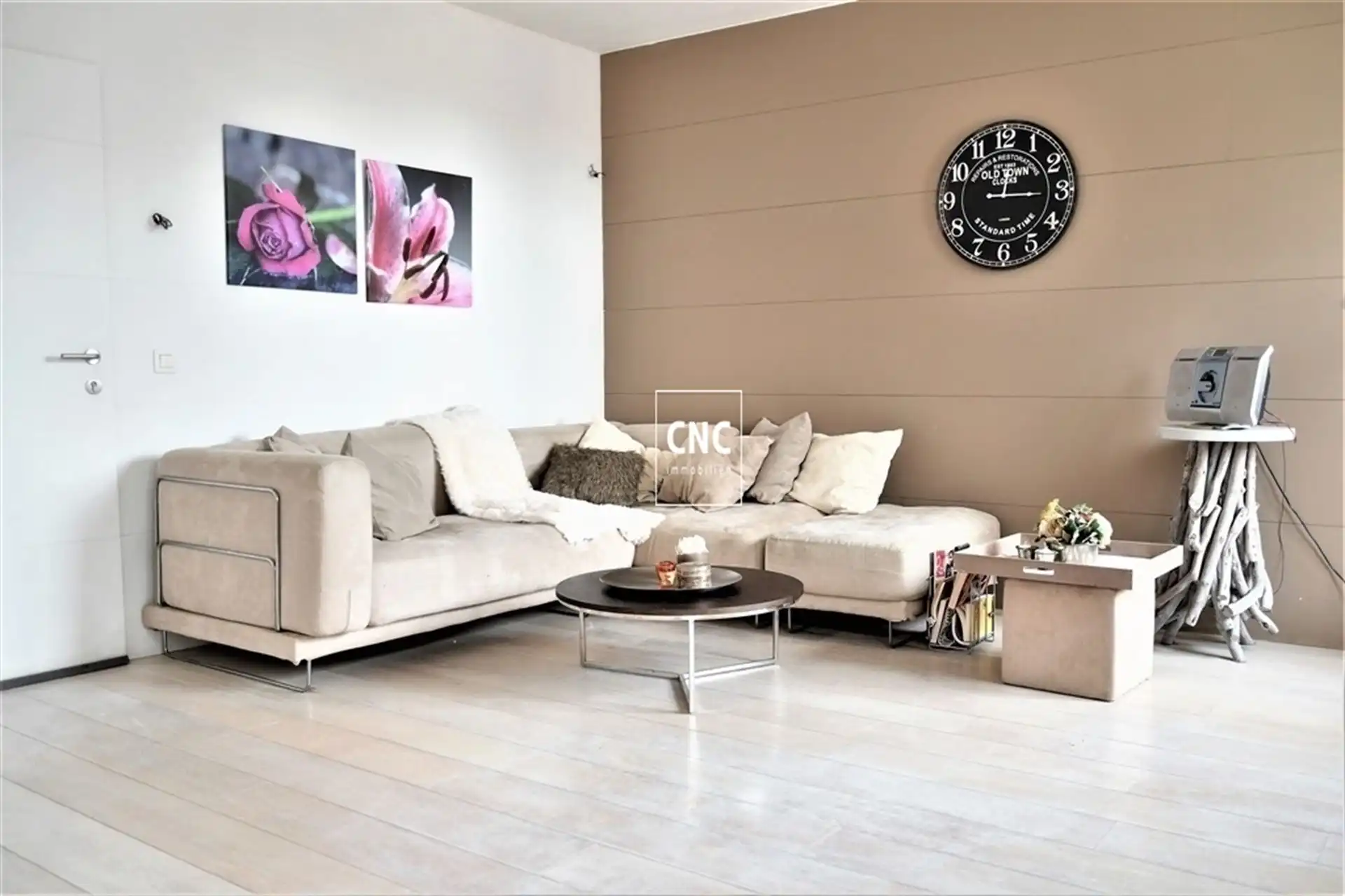 Smaakvol gemeubeld appartement met zeezicht in Zeebrugge

 foto {{pictureIndex}}