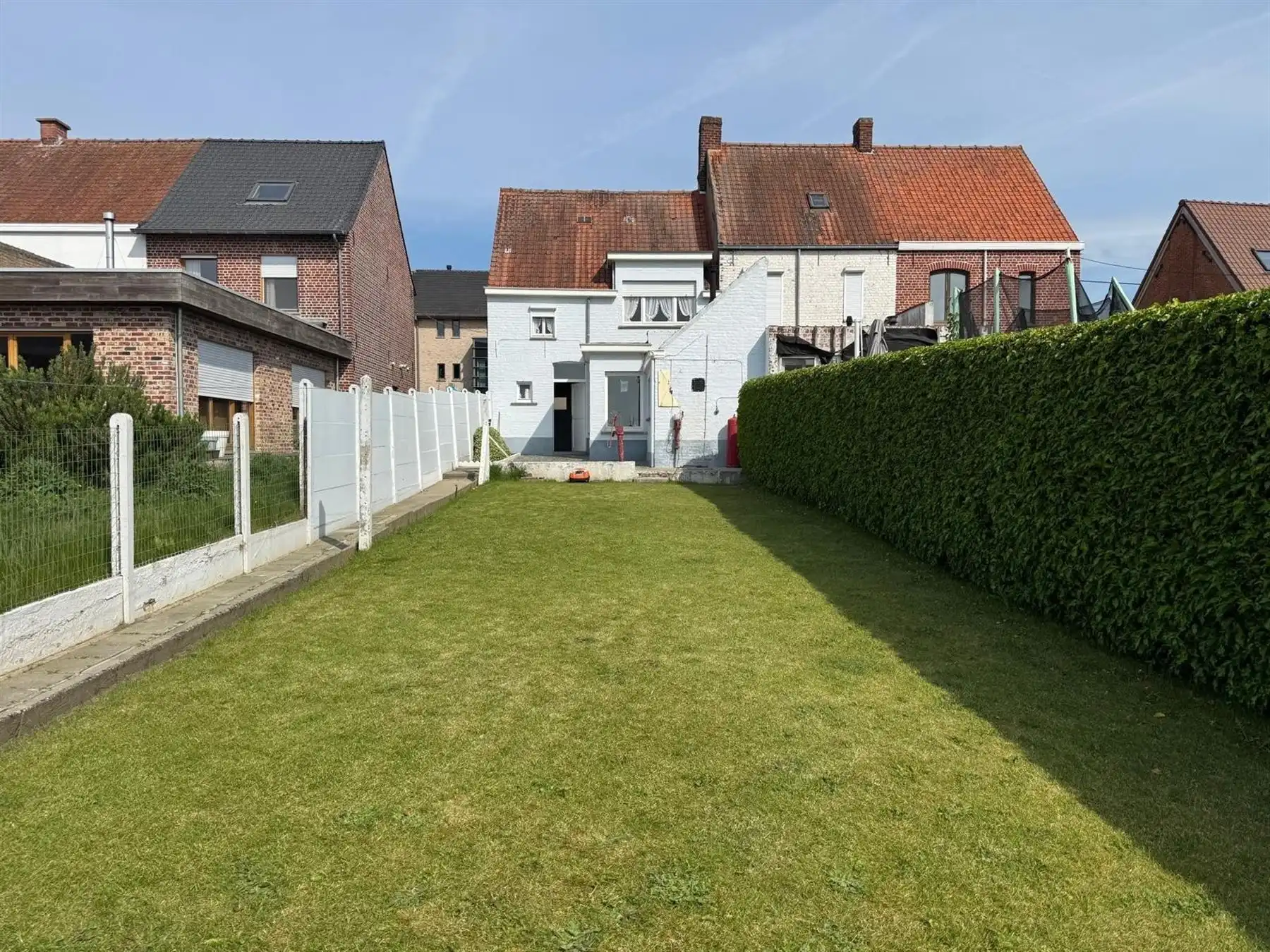 Goed onderhouden woning in het centrum van Anzegem foto 12