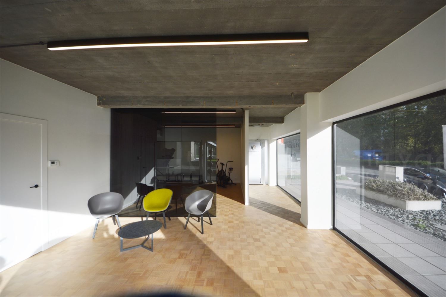 LUXUEUS HANDELSPAND OF KANTOOR PARKLAAN foto 2