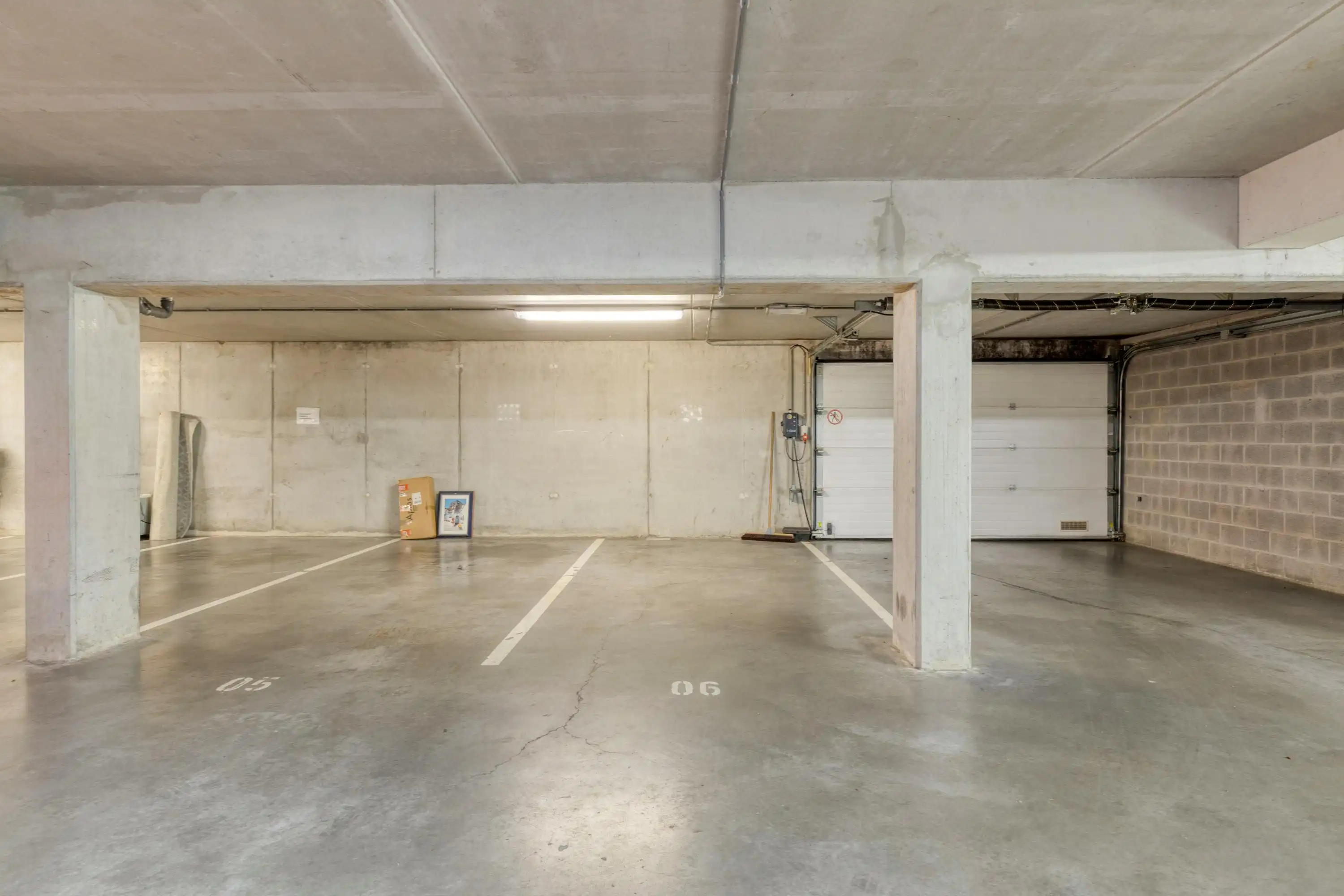Lichtrijk appartement met twee slaapkamers in Anderlecht foto 15