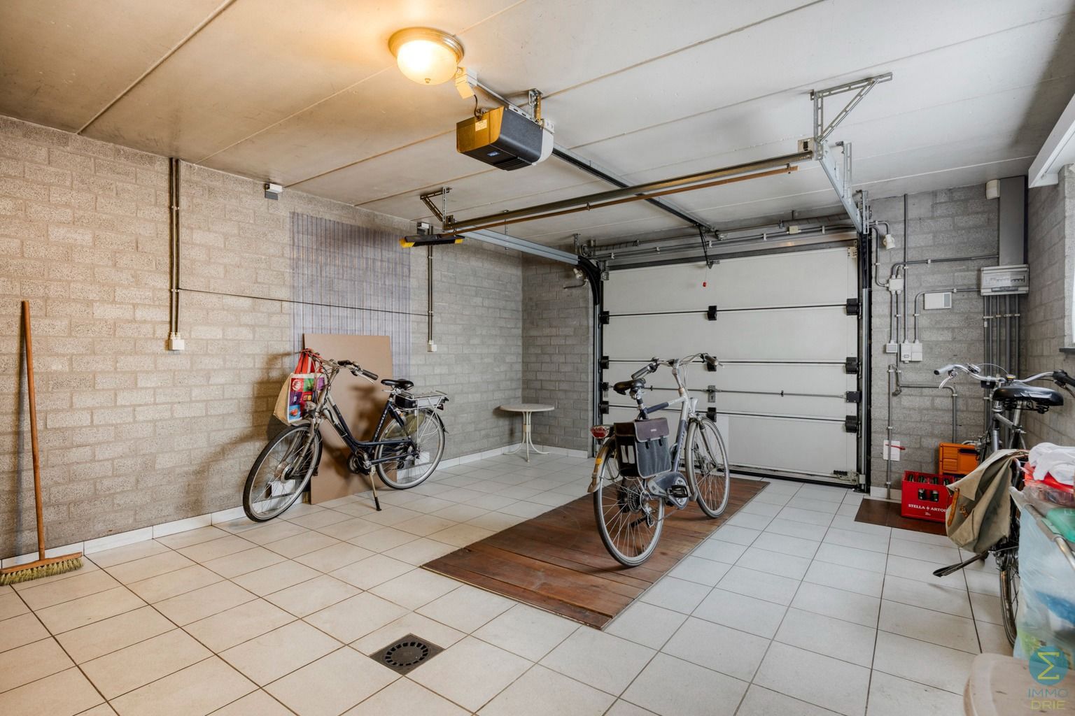 Instapklare laagbouwwoning op perceel van 1903m² foto 24