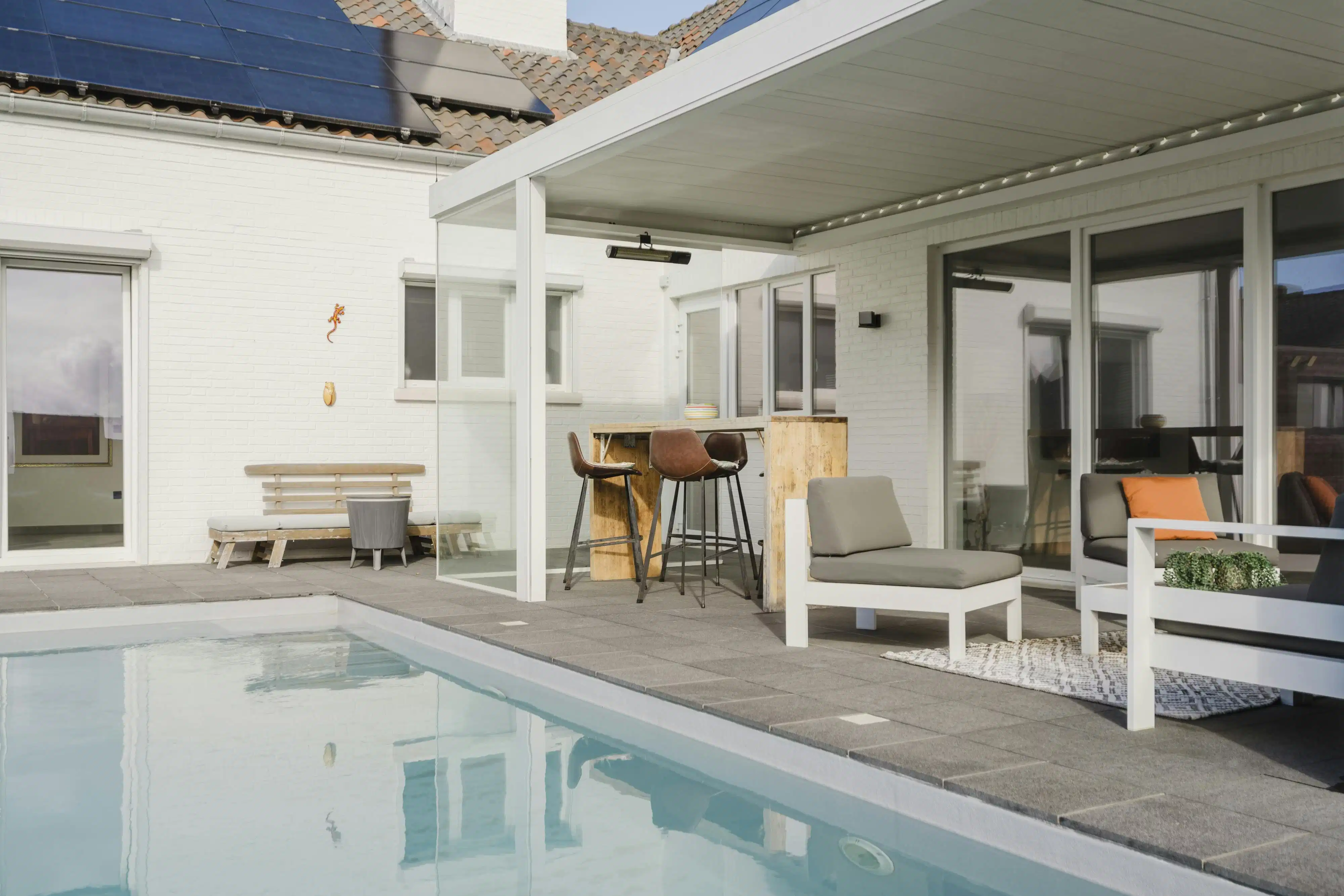 Luxueuze alleenstaande villa met zwembad te koop te Blankenberge foto 20