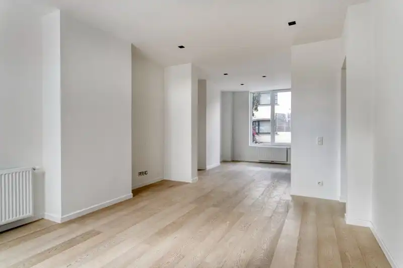 ✨Halfopen, volledig gerenoveerde gezinswoning met 3 slaapkamers TE KOOP in Rekkem! foto 6