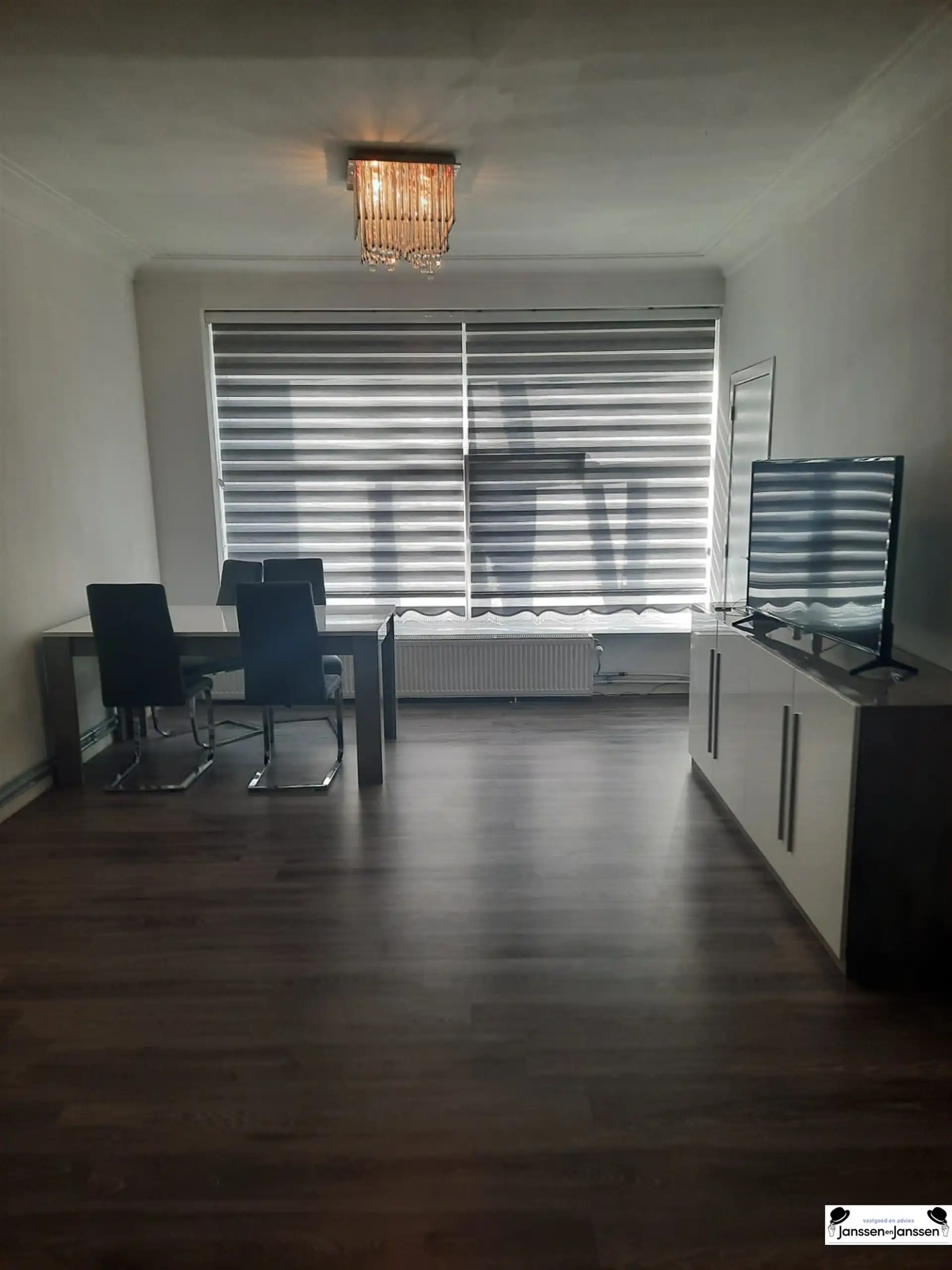 Twee slaapkamer appartement op de eerste verdieping in Antwerpen foto 6