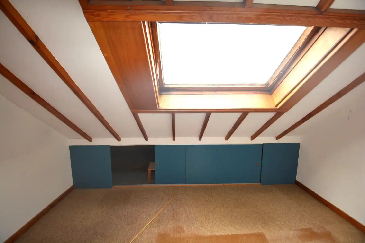 TE RENOVEREN WONING MET 5 SLK EN GARAGE! foto 15