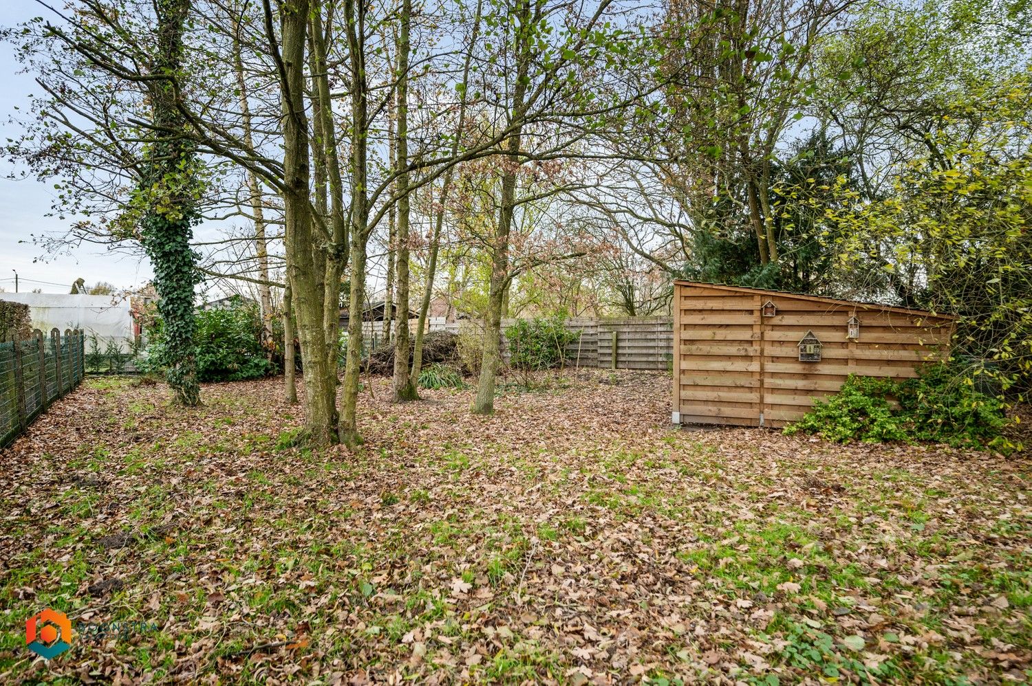 Gelijkvloerse open bebouwing met veel potentieel op 1.827 m² foto 21