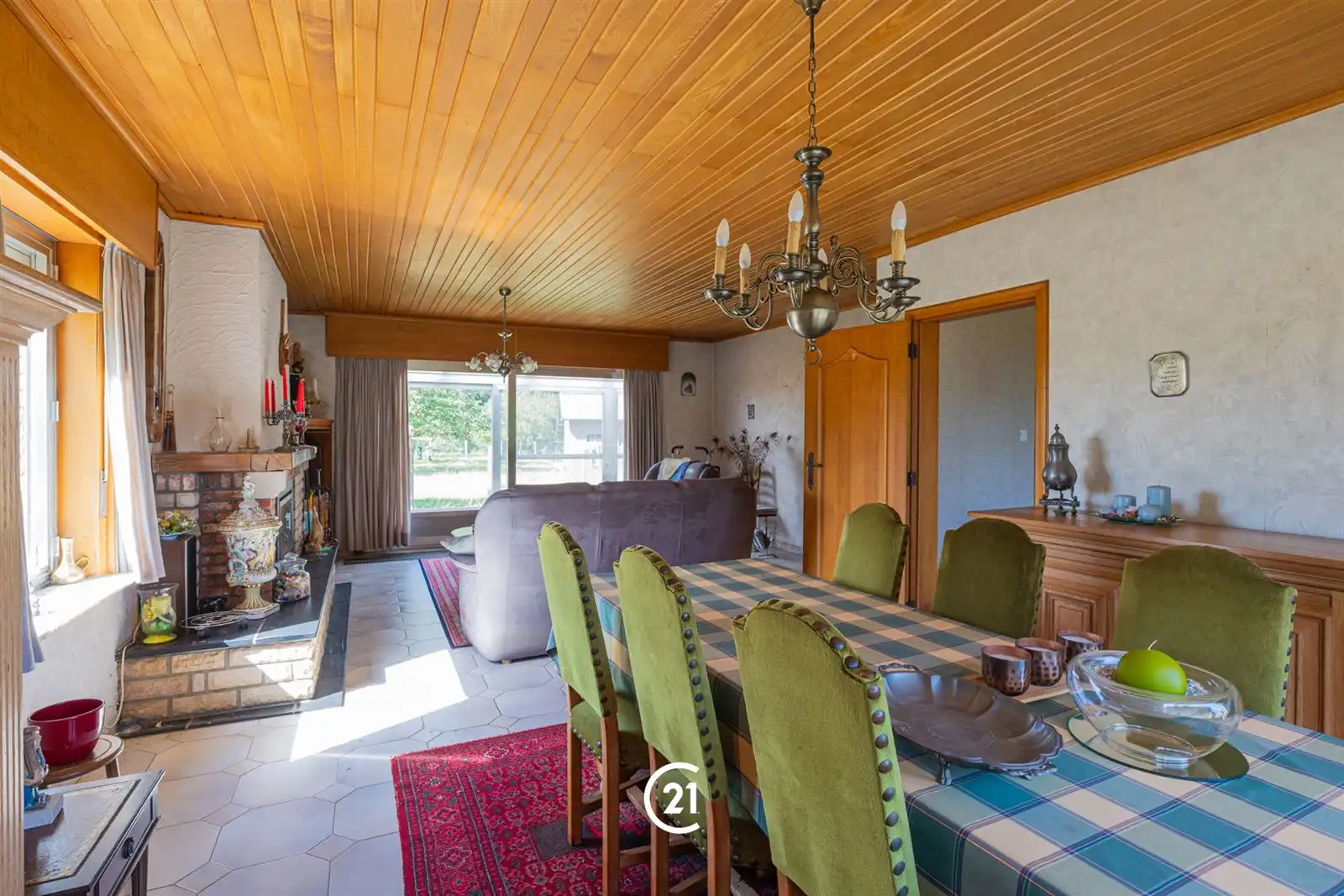 Op te frissen villa/bungalow met weide op 36are90 met 3 slaapkamers foto 5