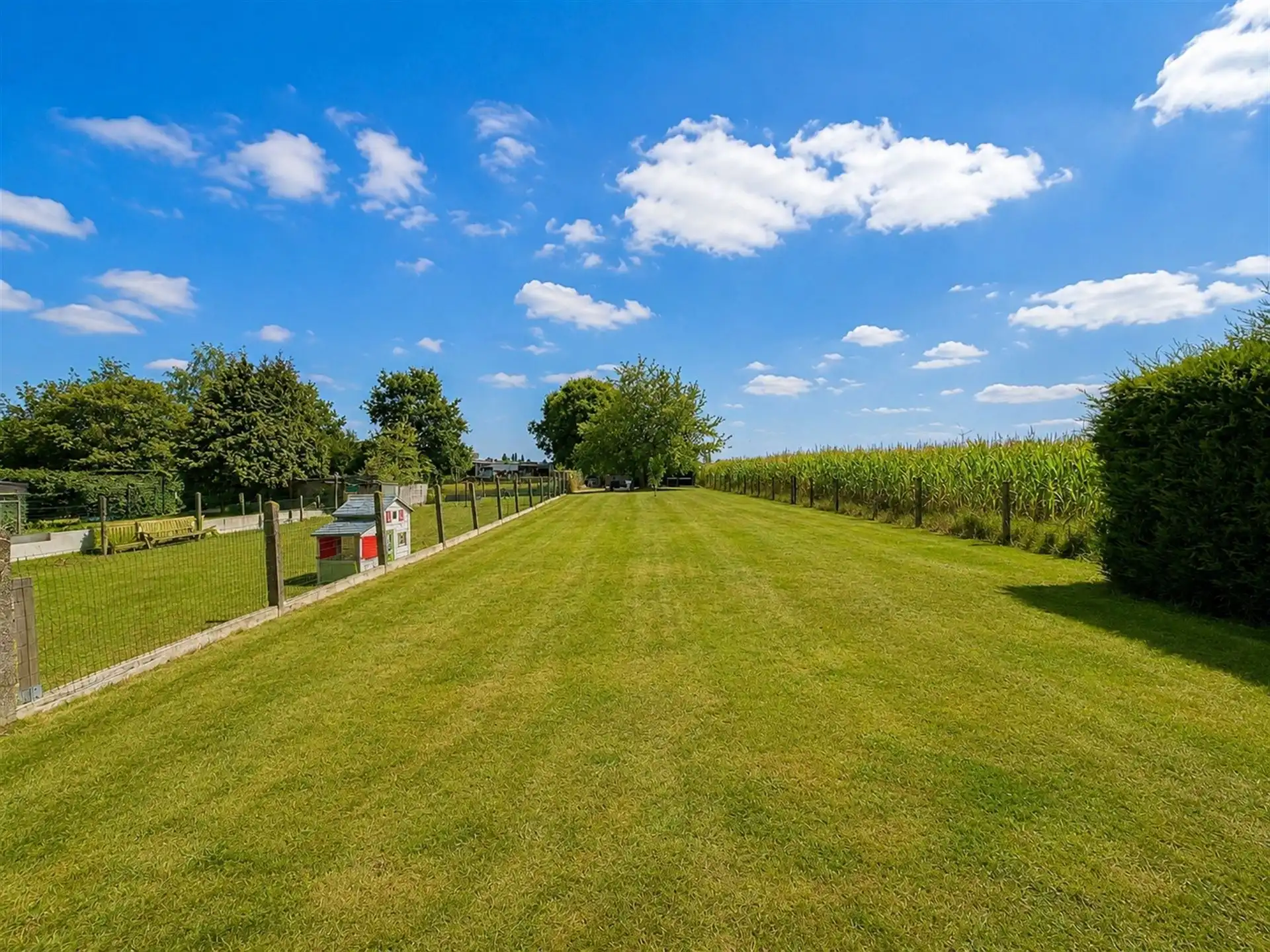 Instapklaar wonen met energiezuinig comfort, verrassend veel ruimte en een zonnige tuin. foto 18