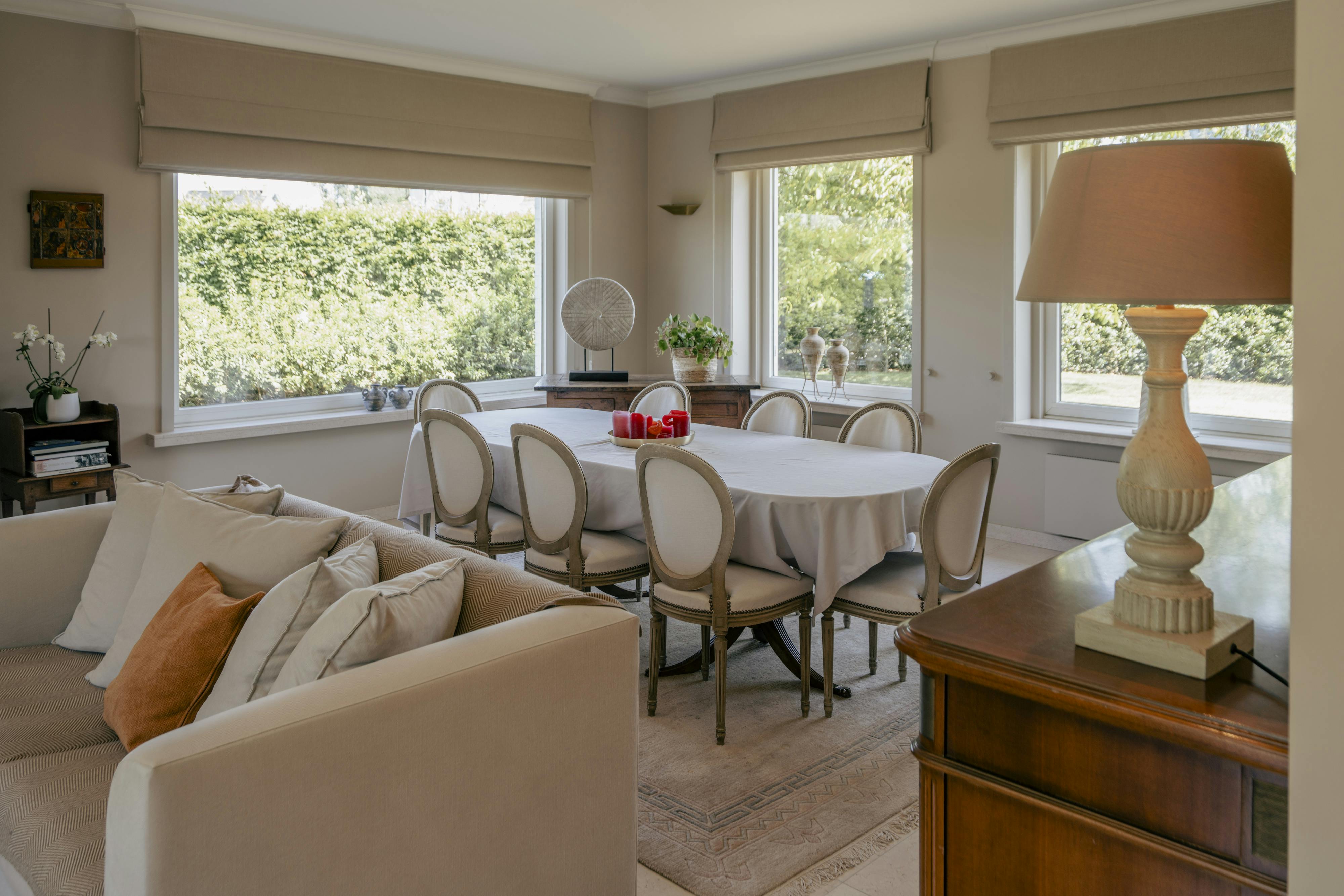 Unieke villa te koop op topligging in hartje Waregem  foto 6