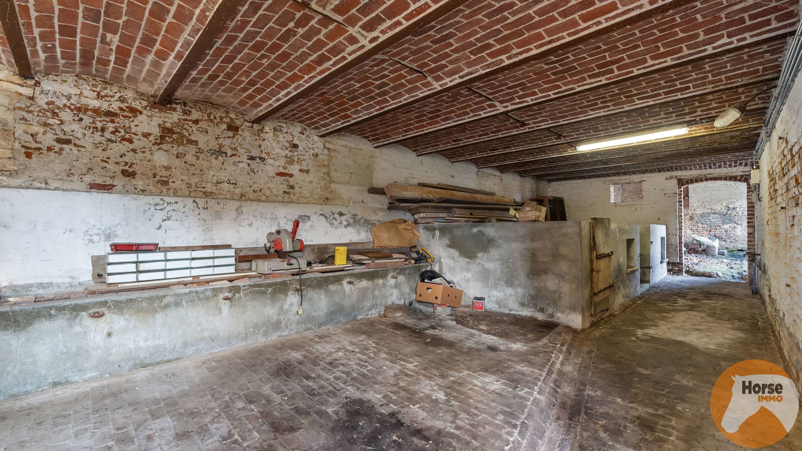 GALMAARDEN  - Unieke woning met grote werkplaats foto 24