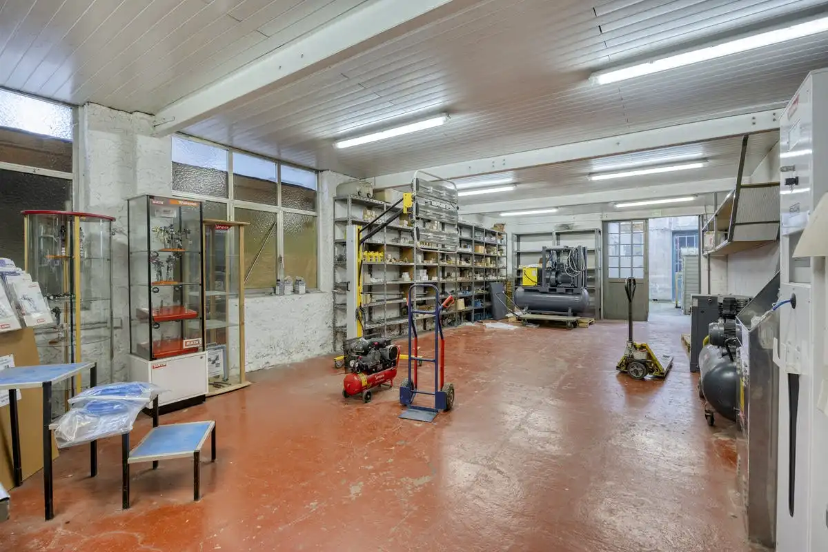 Opbrengsteigendom met renovatiepotentieel in Anderlecht foto 10