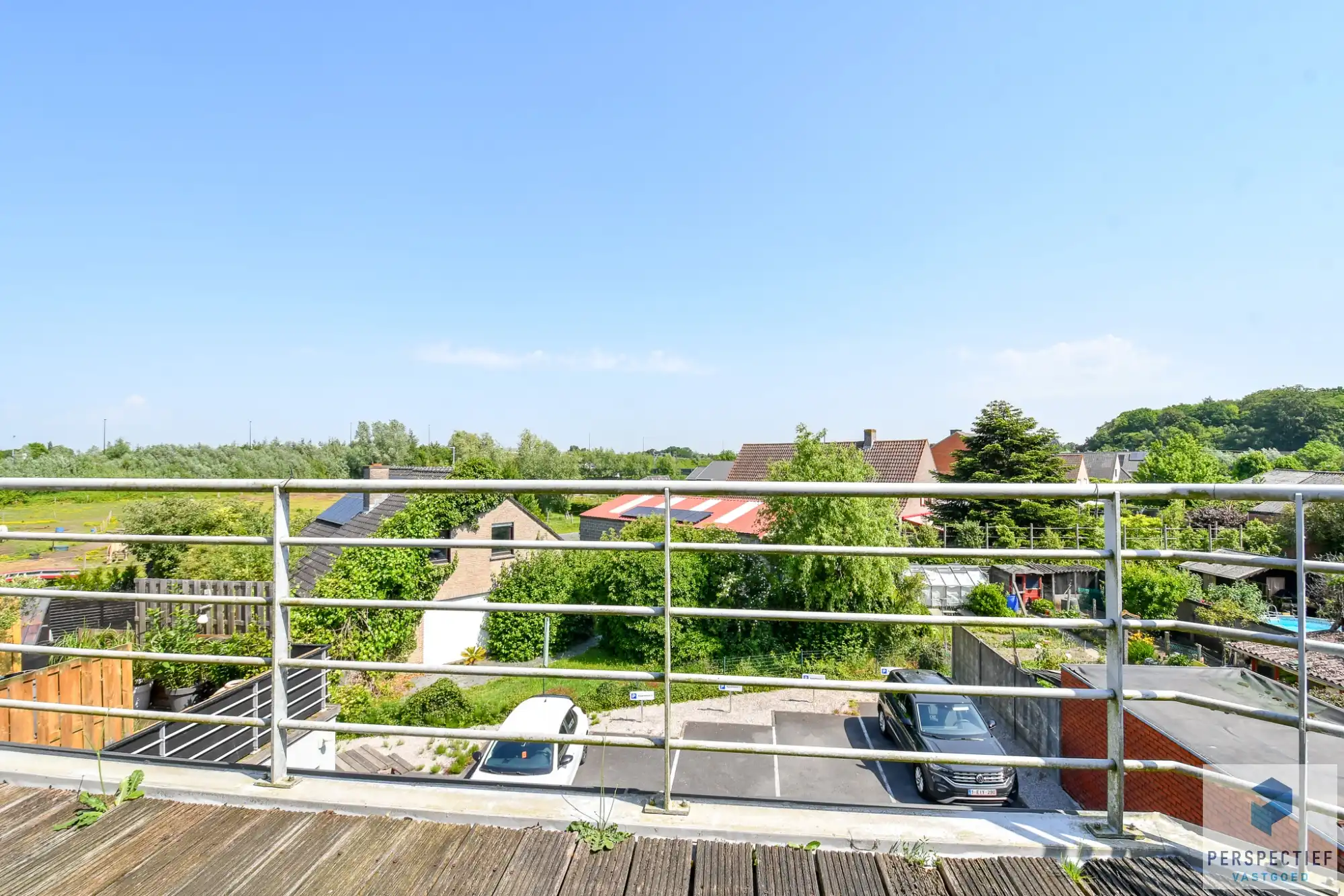 Goed gelegen appartement met 2 slpk - 2 terrassen & autostaanplaats foto 2