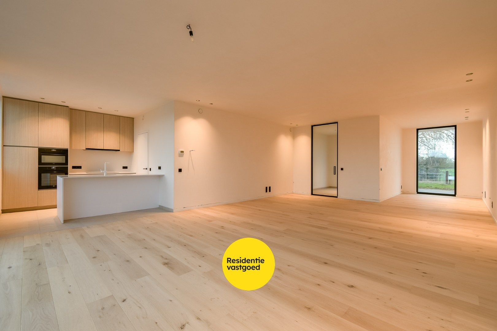 Ruime en kwalitatieve nieuwbouwwoning! foto 8