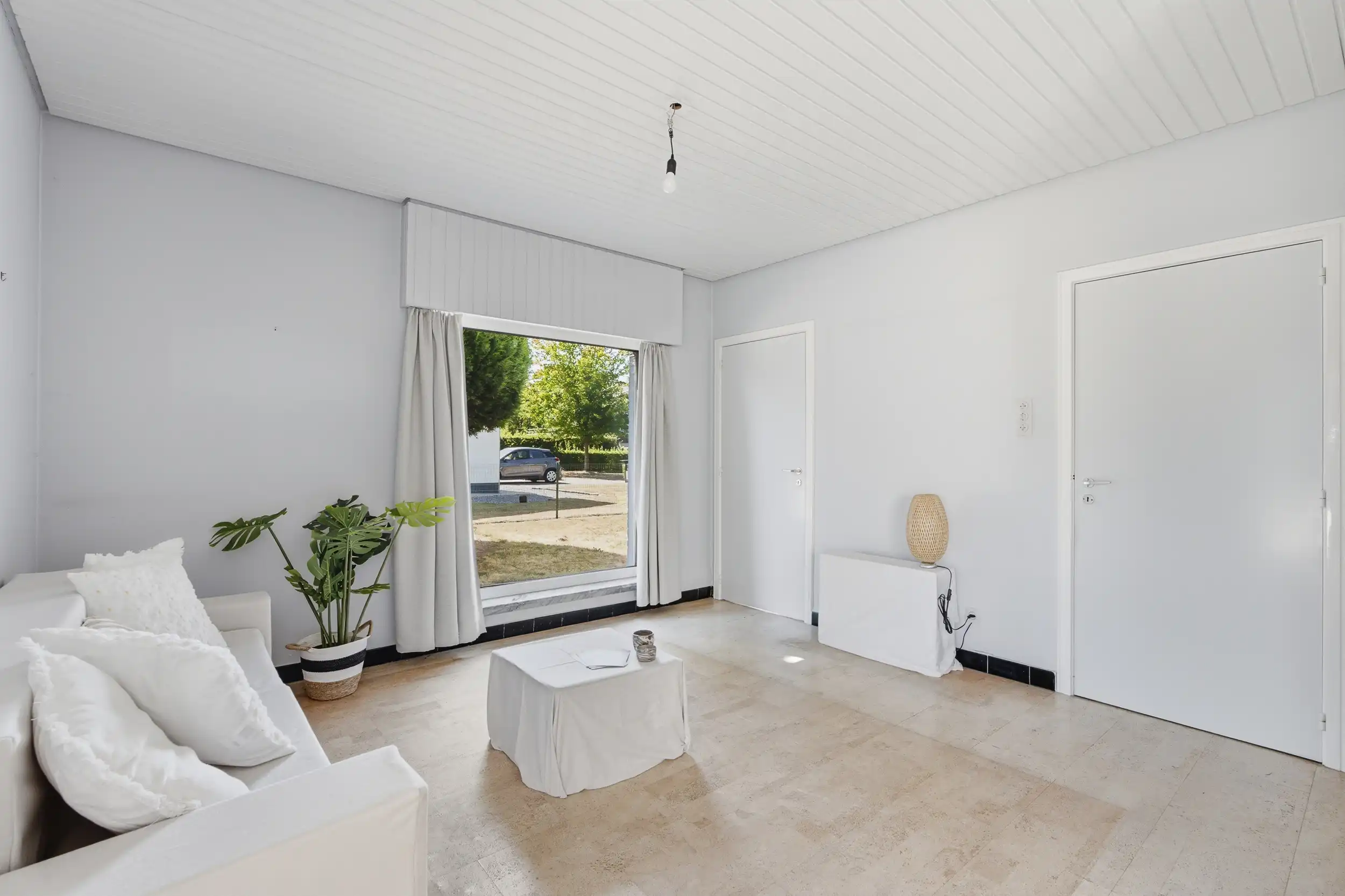 Renovatieproject met 4 slaapkamers en zonnige tuin! foto 3