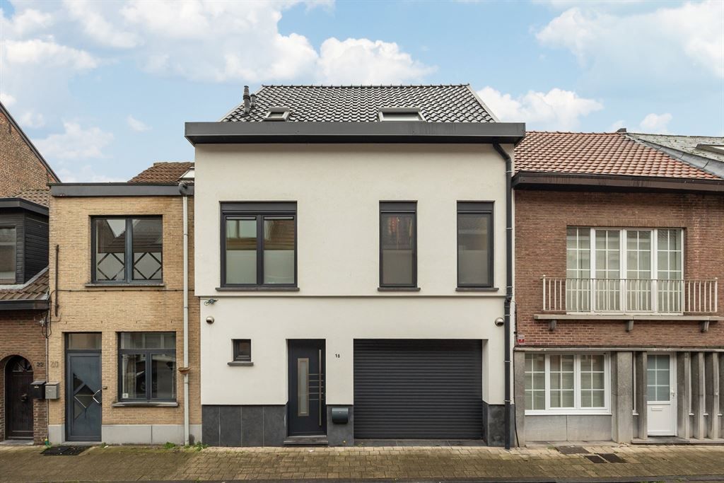 Hoogwaardig gerenoveerde, energiezuinige woning foto 26