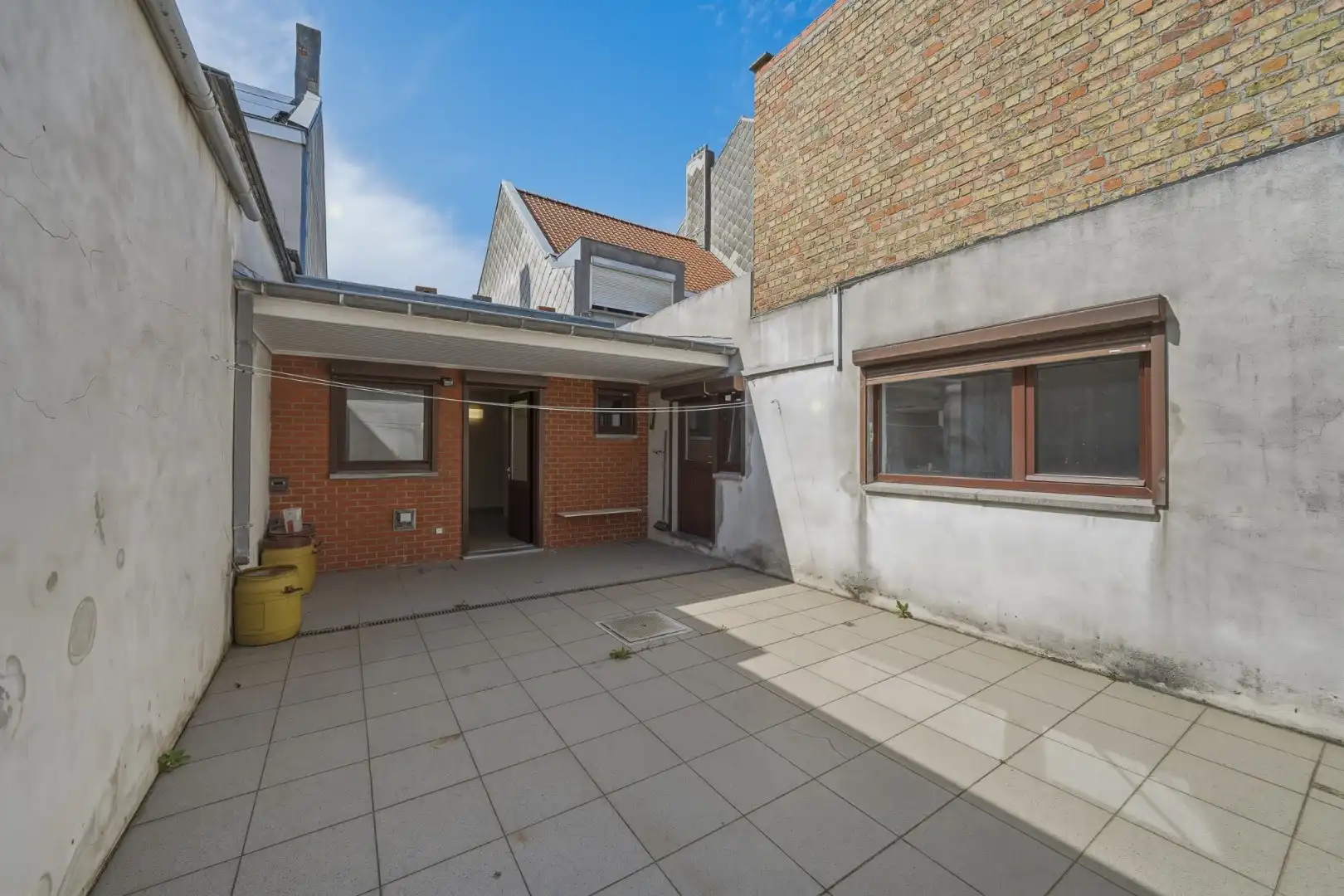 Ruime handelswoning met potentieel te Bredene foto 6
