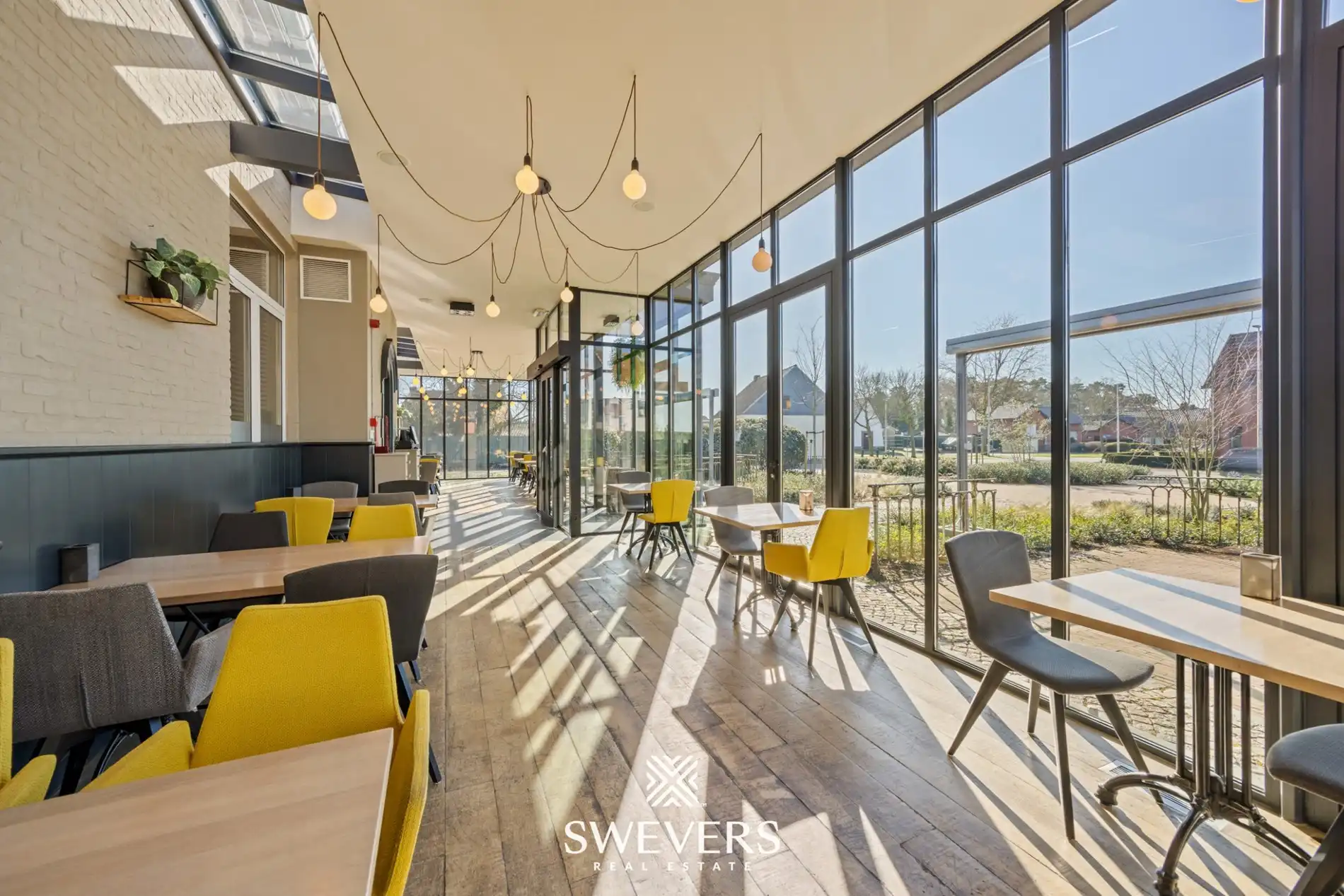 Gekende horecazaak (Het Landerhuys) te Koersel met appartement foto 21