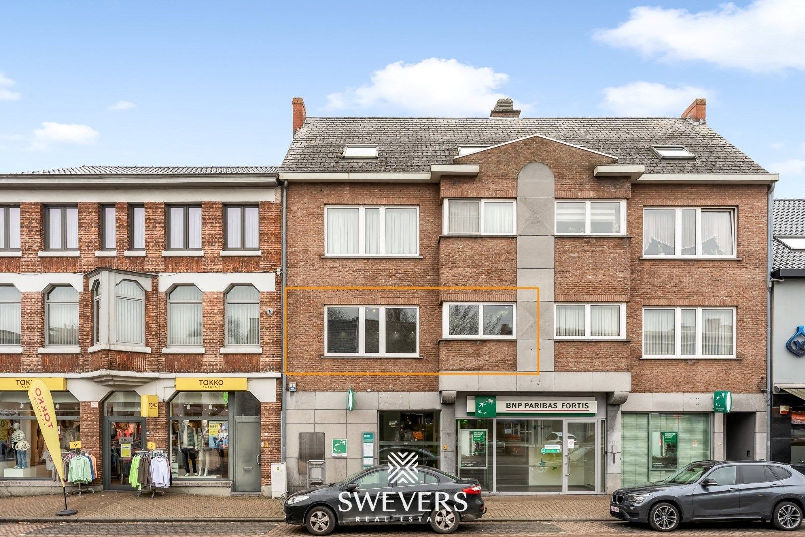 Volledig gerenoveerd appartement van 102 m² met ruim terras en garagebox foto 27
