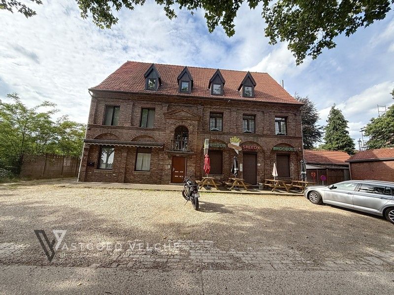 Gerenoveerd appartement met 2 slaapkamers in winterslag Cité foto 25