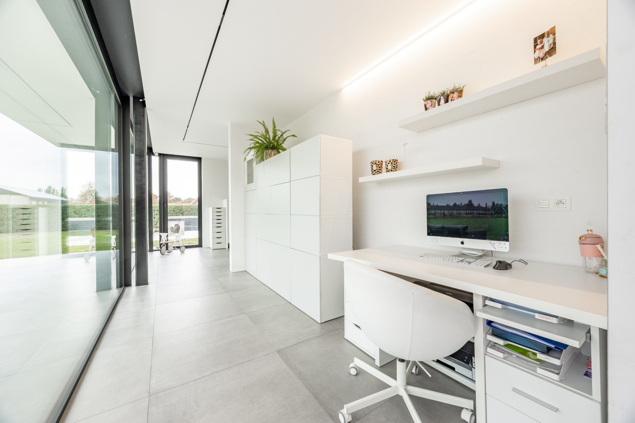 ARCHITECTURALE NIEUWBOUWVILLA OP RUIM LANDELIJK DOMEIN foto 36