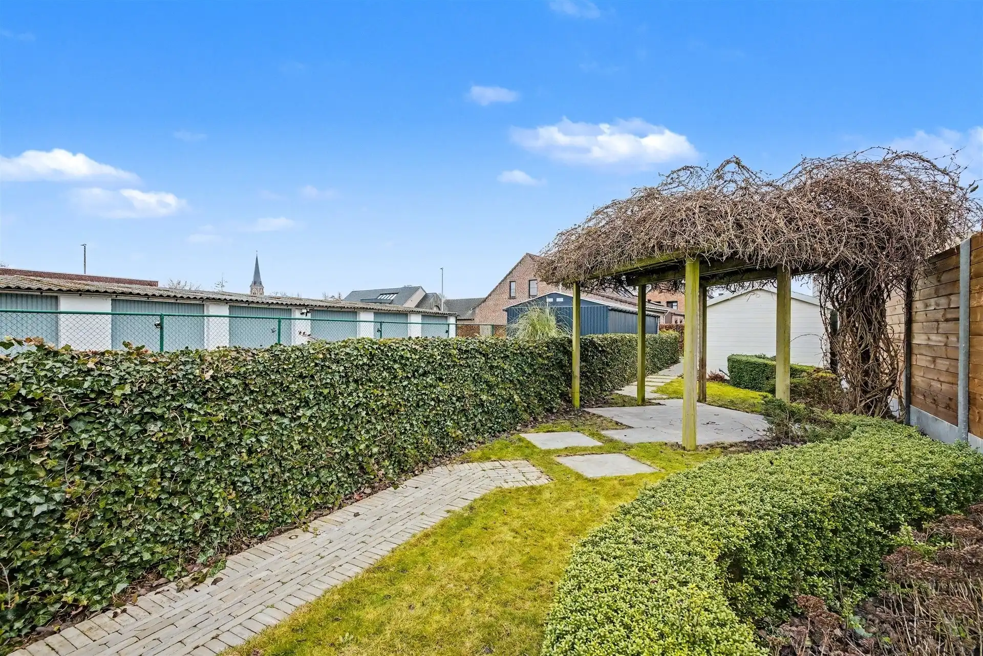 Charmante starterswoning met 3 slaapkamers en garage nabij het centrum van Sint-Gillis-Waas foto 20