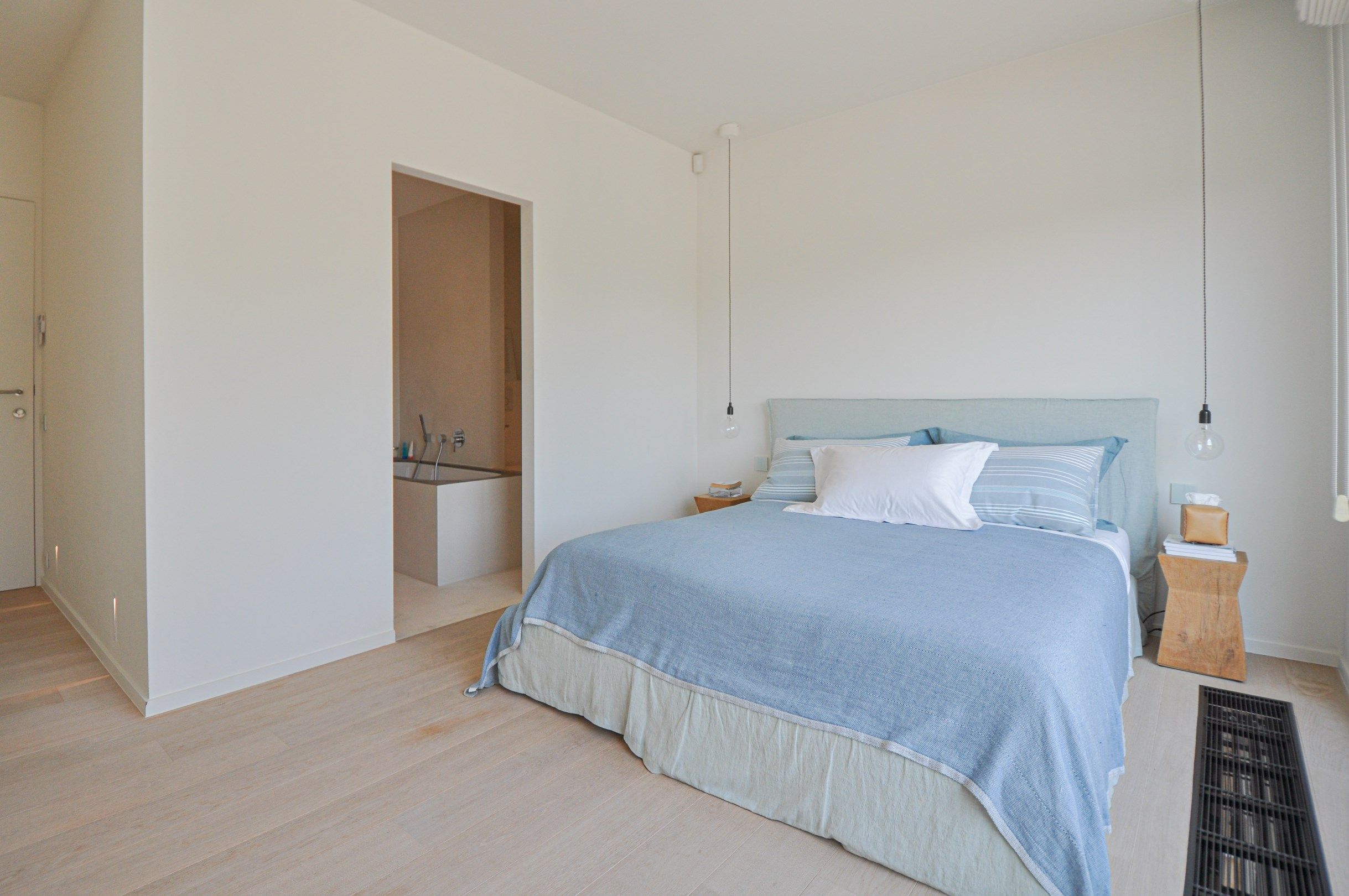 Subliem hoekappartement met ruime terrassen gelegen in het prestigieuze domein Tennis Garden. foto 26