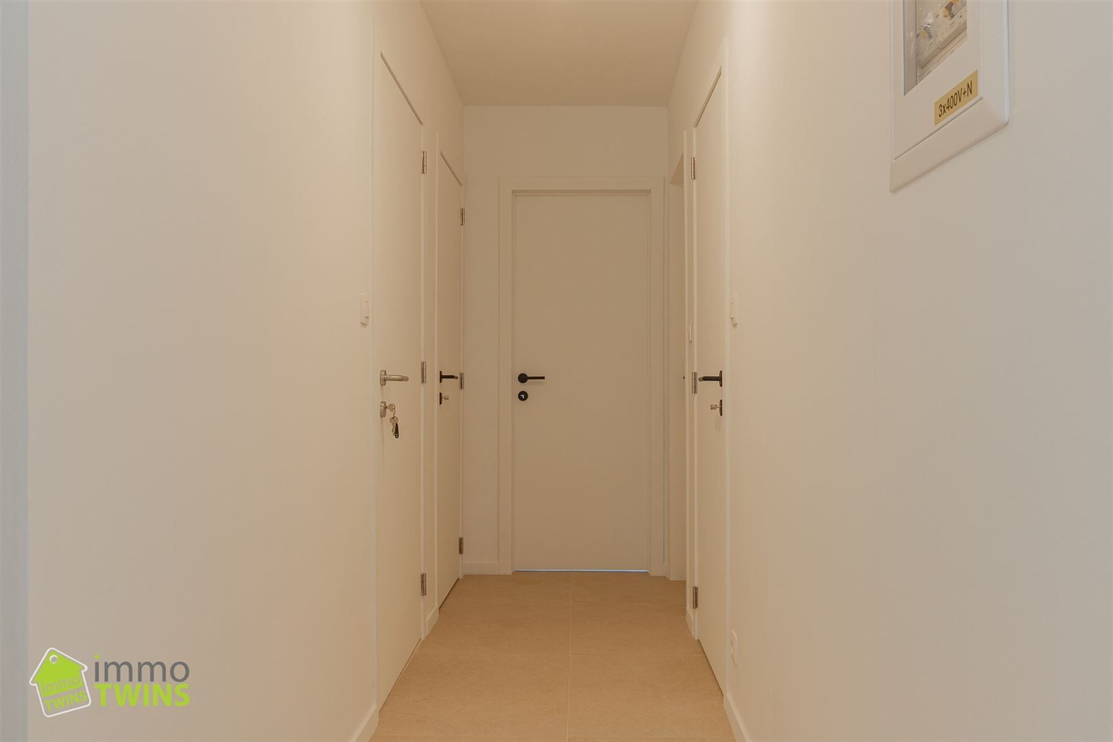Gerenoveerd (2025) appartement met 2 slpks, terras & garage  foto 9