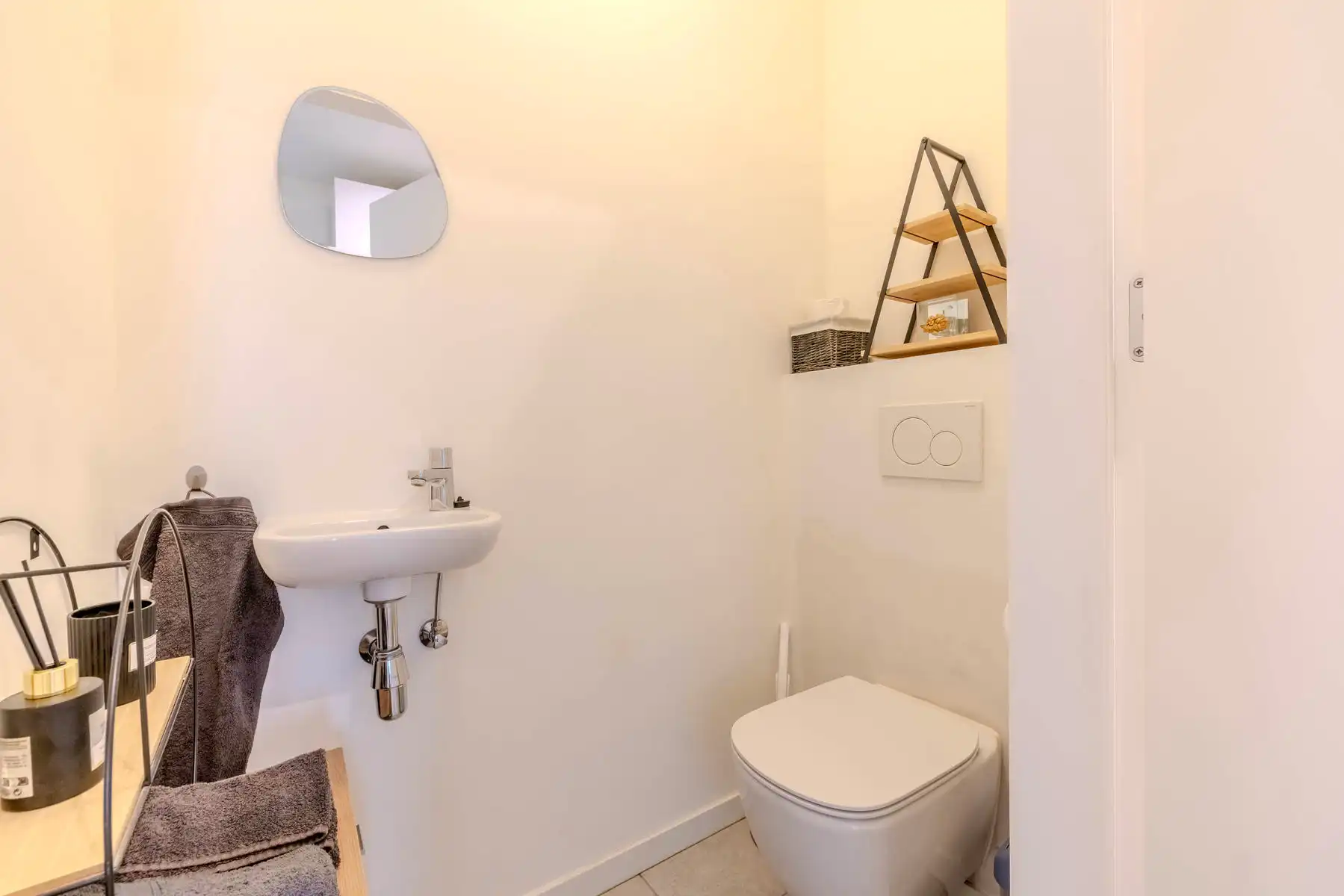 Appartement met 2 slpks, ruim terras en staanplaats te Herentals foto 16