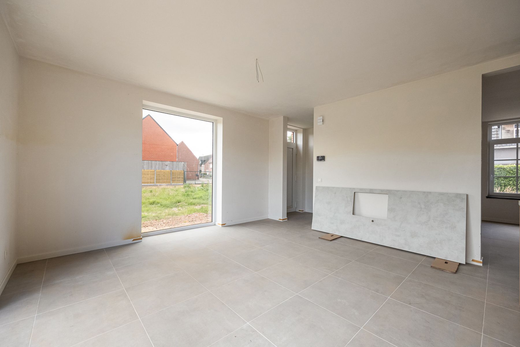 Ruime gezinswoning (ca 245 m²) met 3 slaapkamers op perceel van ca. 330 m². foto 5