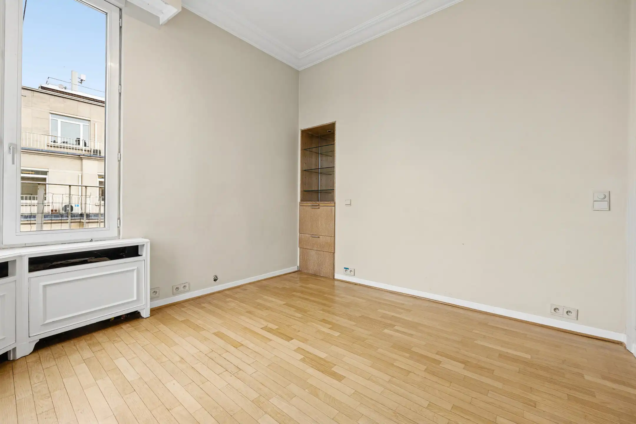 Appartement met 4 slaapkamers aan de Louizalaan foto 11