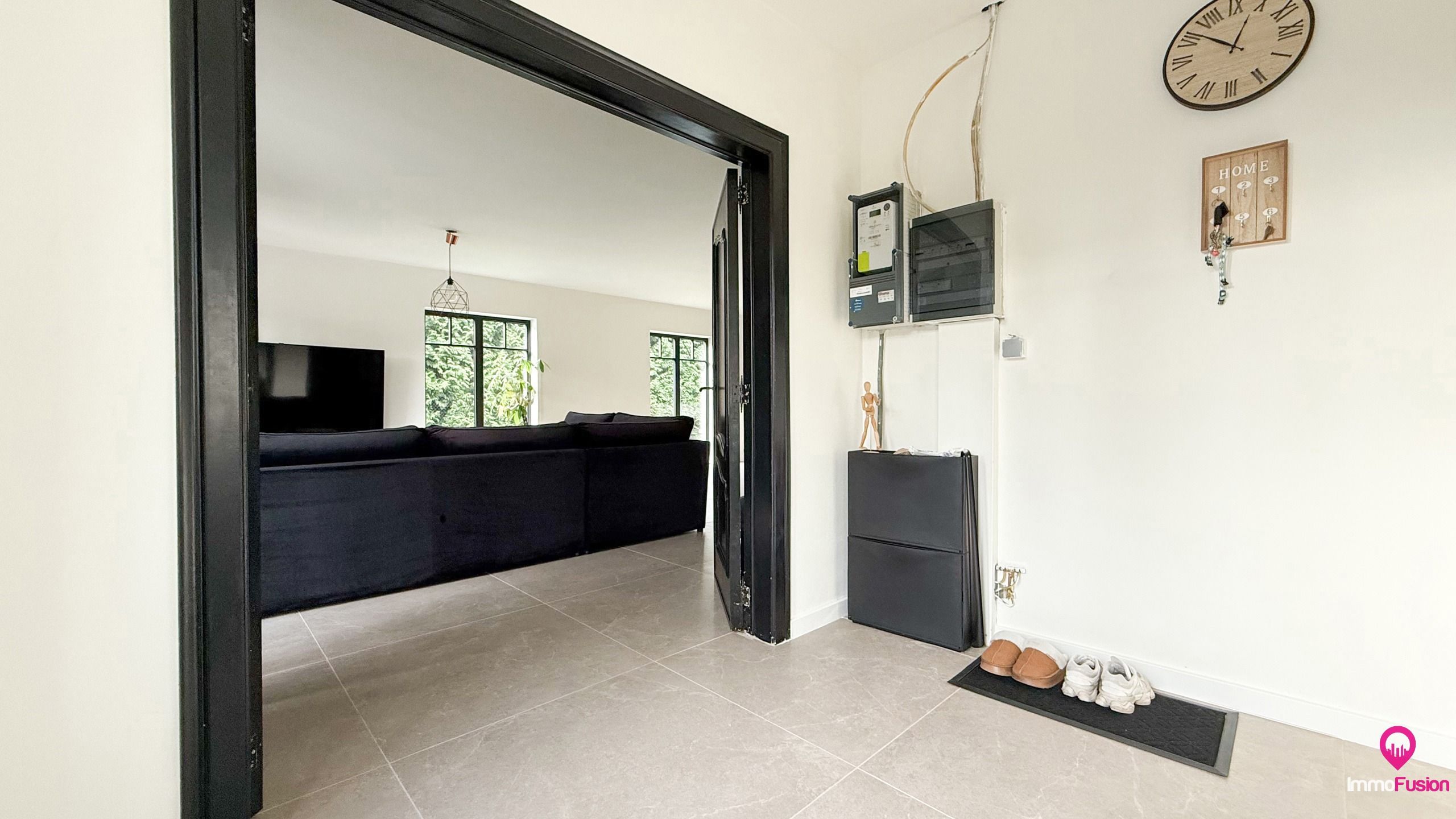 Goed gelegen landelijke villa met 12are grond op toplocatie! foto 6