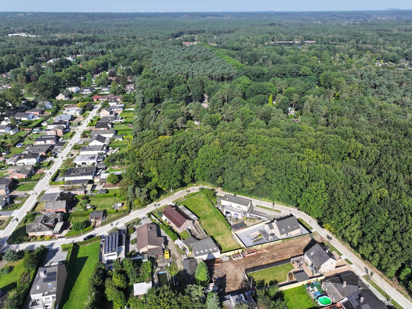 Bouwgrond van 07a 25ca (725 m²) geschikt voor een open bebouwing, rustig gelegen te Lanaken-Rekem foto 3