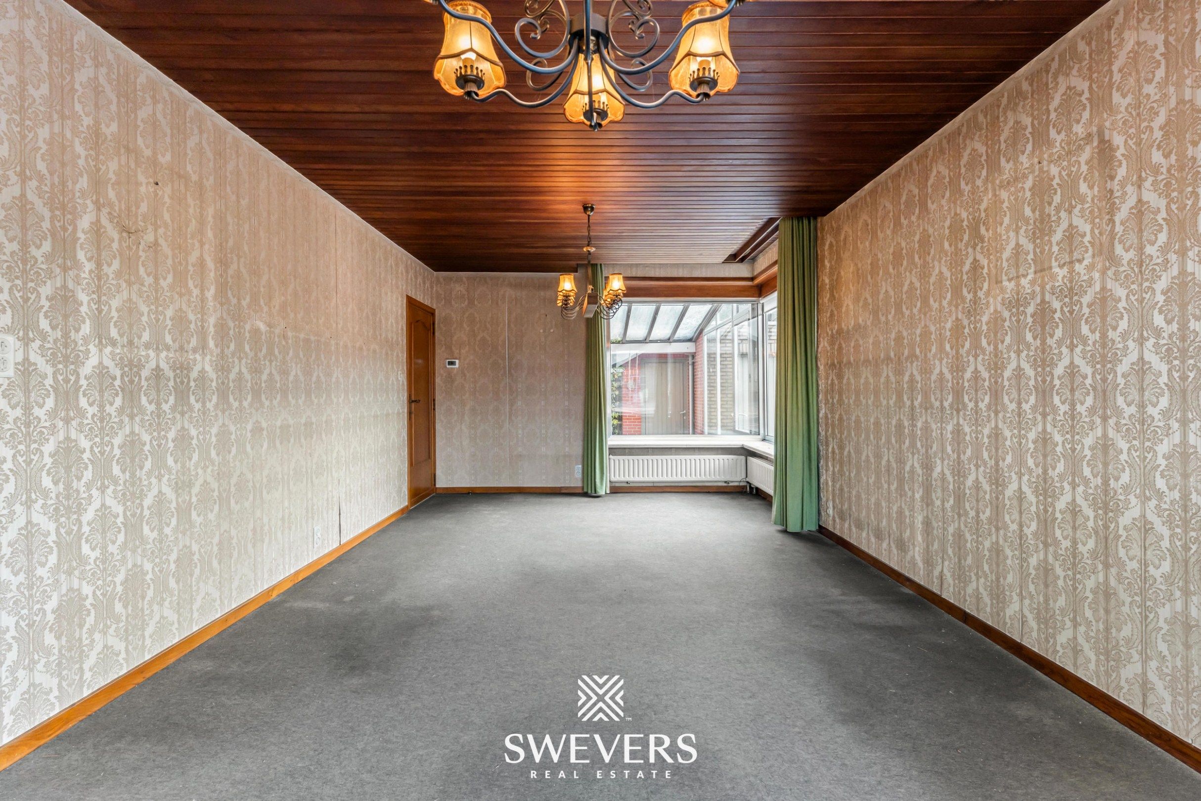 Vrijstaande woning op riant perceel te Beverlo foto 2