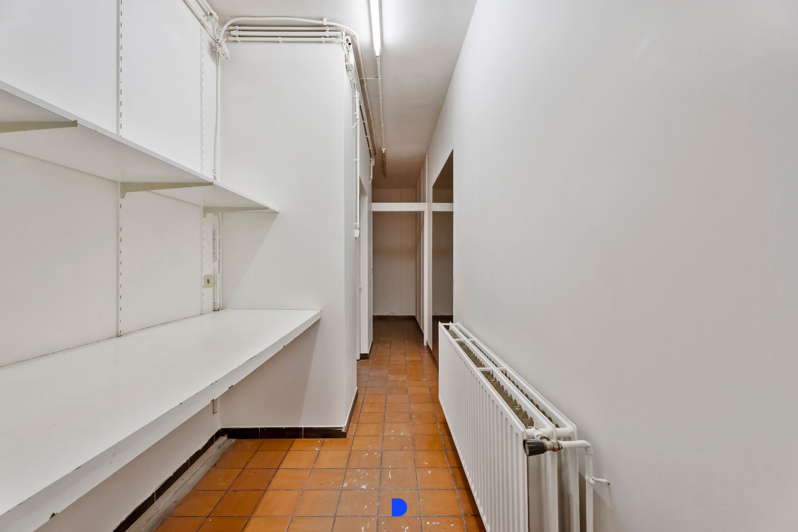 Centraal gelegen handelspand! foto 11