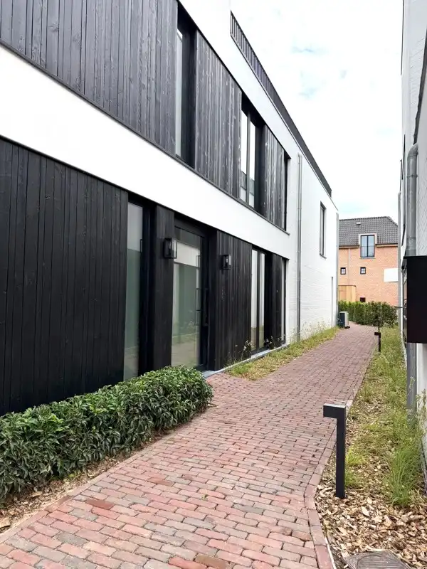 Instapklaar 1 slaapkamer nieuwbouwappartement met ondergrondse parking en berging. foto 13