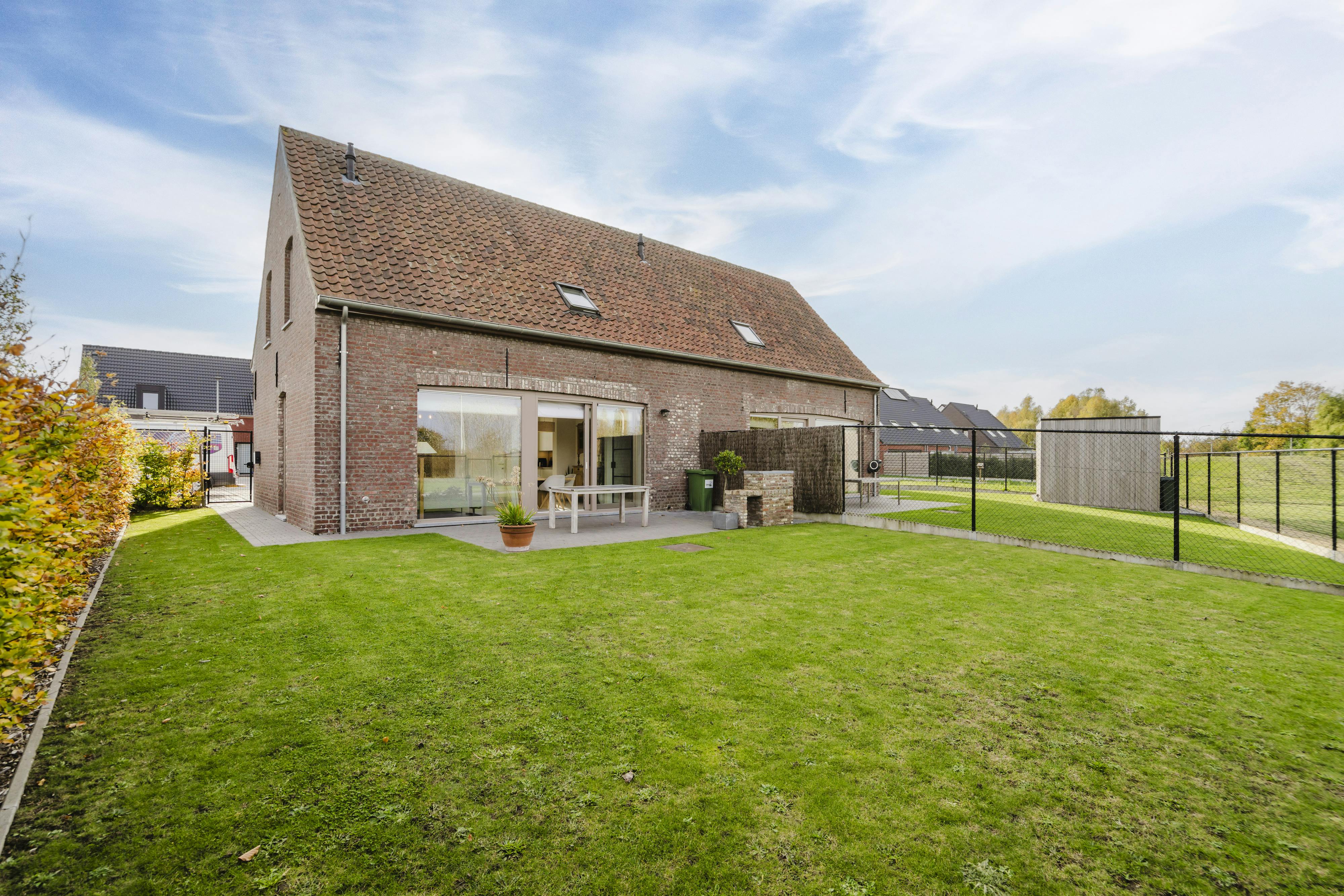 Nieuwbouwwoning met 3 slaapkamers te koop in Heule!  foto 13