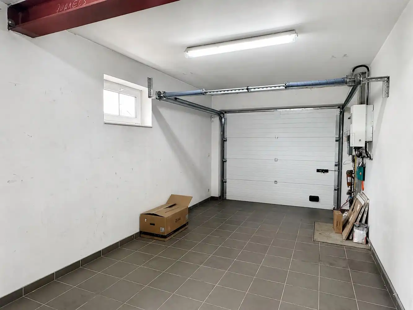 Vrijstaande woning met 3 slaapkamers en prachtige tuin op gunstige locatie in Lint foto 8