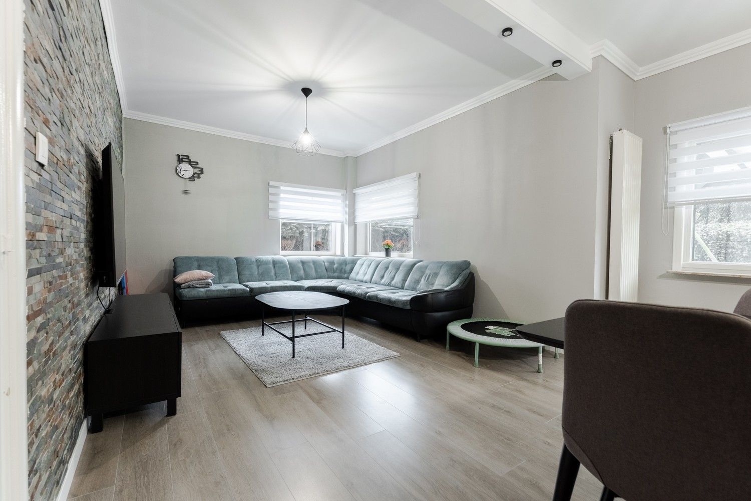 Charmante instapklare gezinswoning met garage op 478 m² grond in hartje Pelt foto 19