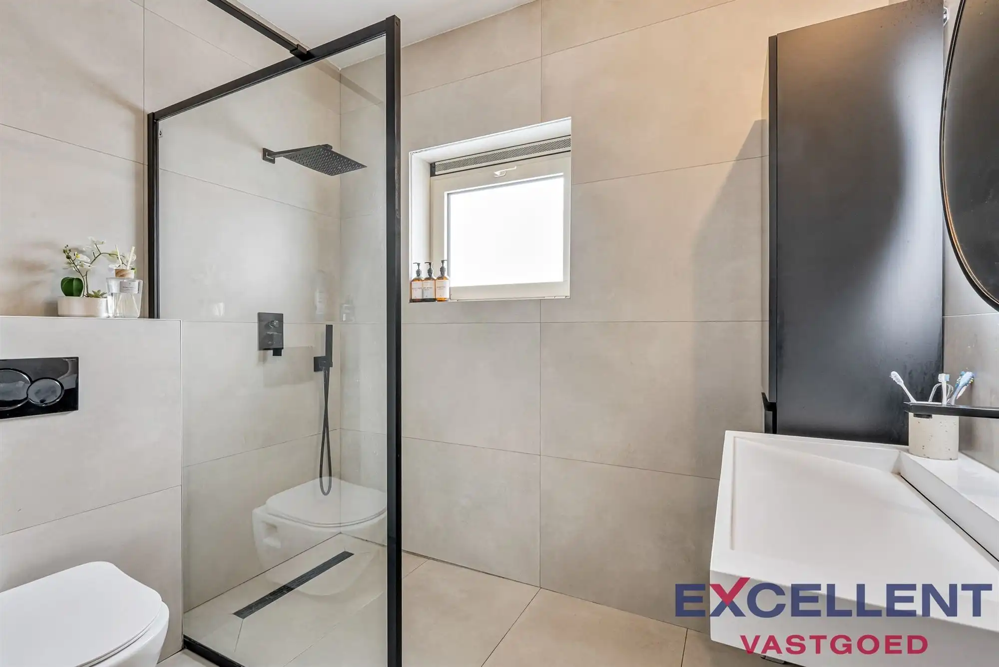 Gerenoveerde en moderne bungalow in rustige straat nabij centrum Nazareth te koop foto 9