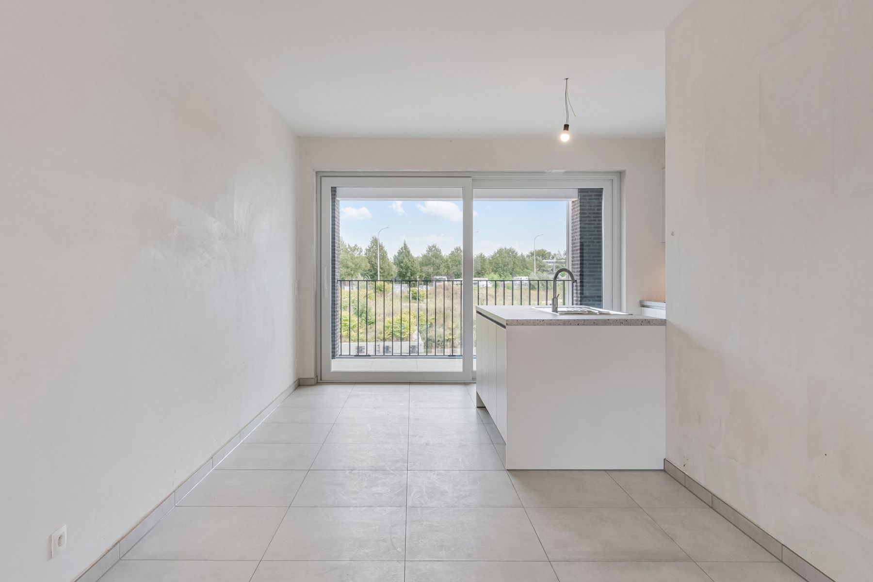 Nieuwbouwappartement met 2 slpks + 2 terrassen foto 2