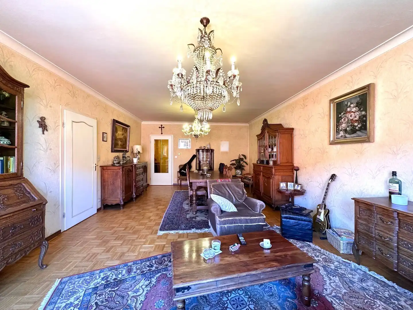 Ruim appartement met 2 slaapkamers en 2 terrassen in het centrum van Tongeren. foto 6