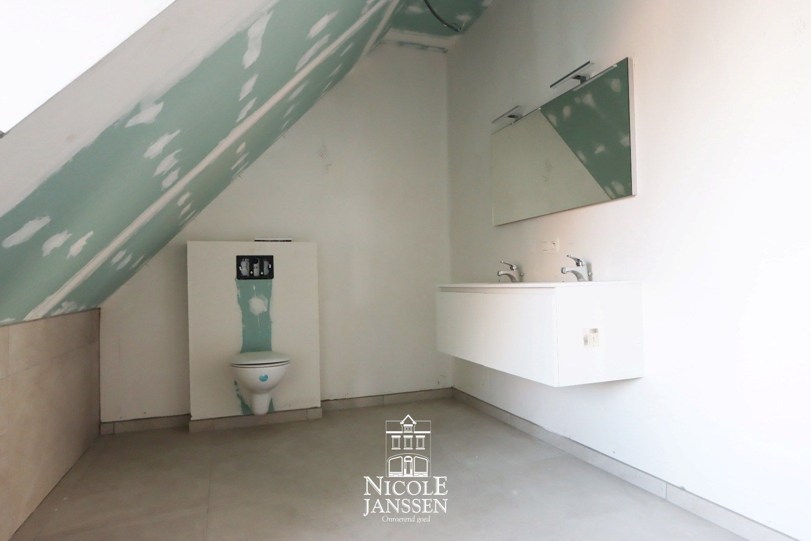 Nieuwbouw duplex-appartement van 125,93m² foto 15