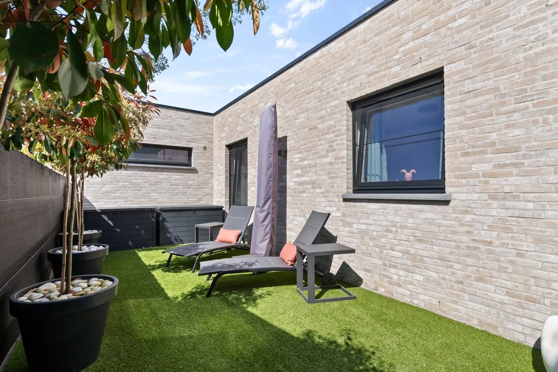 Luxueus afgewerkt gelijkvloers appartement te centrum Stekene foto 14