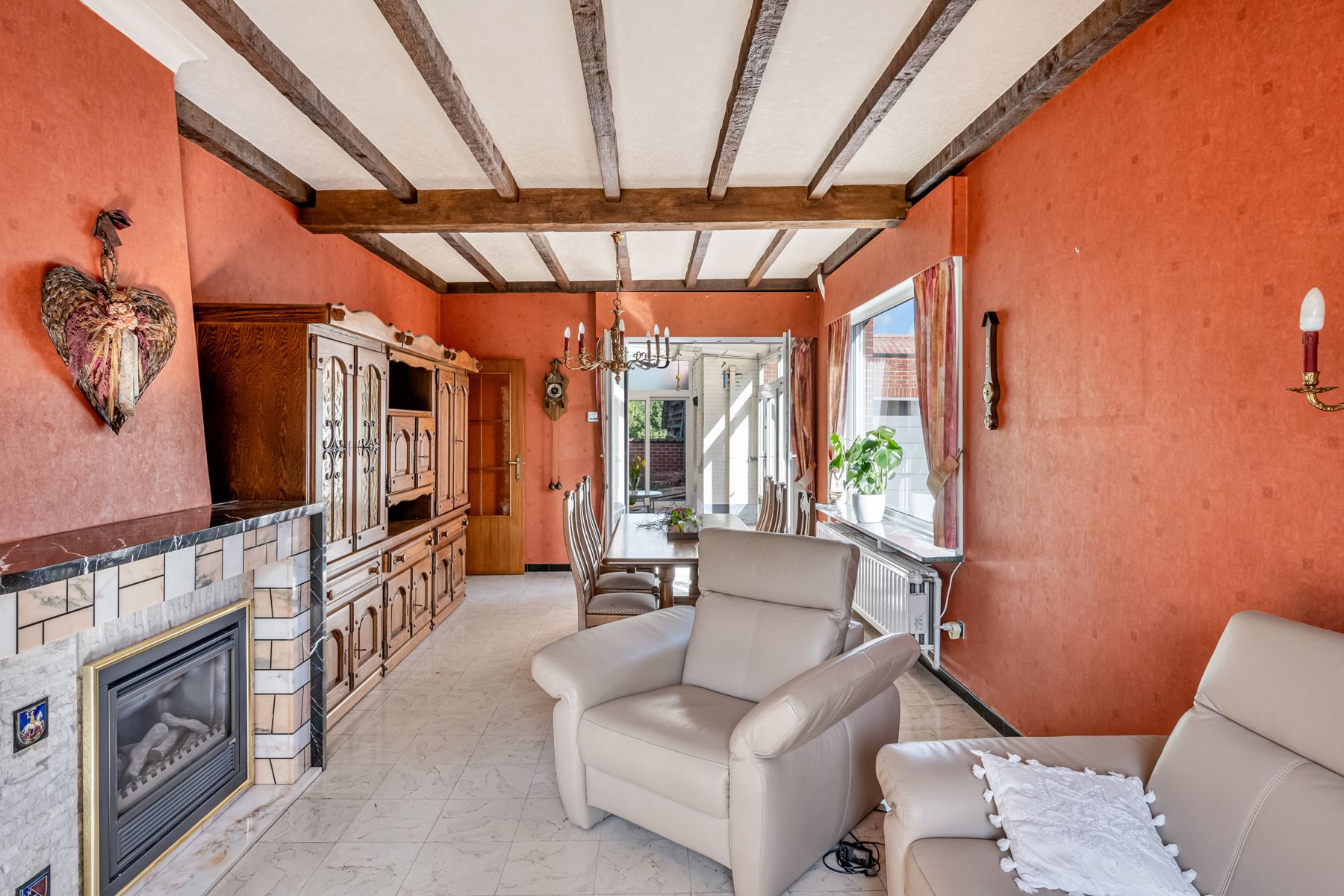 FLORA: instapklare woning met 3 kamers, garage en tuintje foto 6