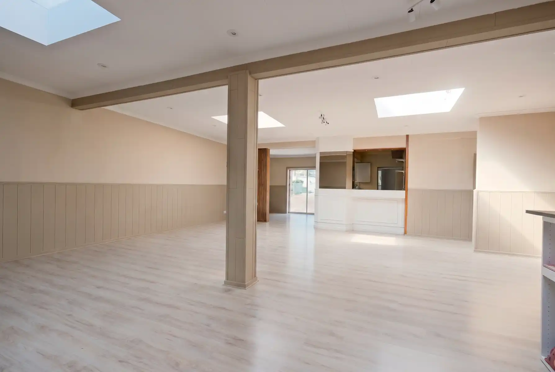 Gebouw te koop foto 4