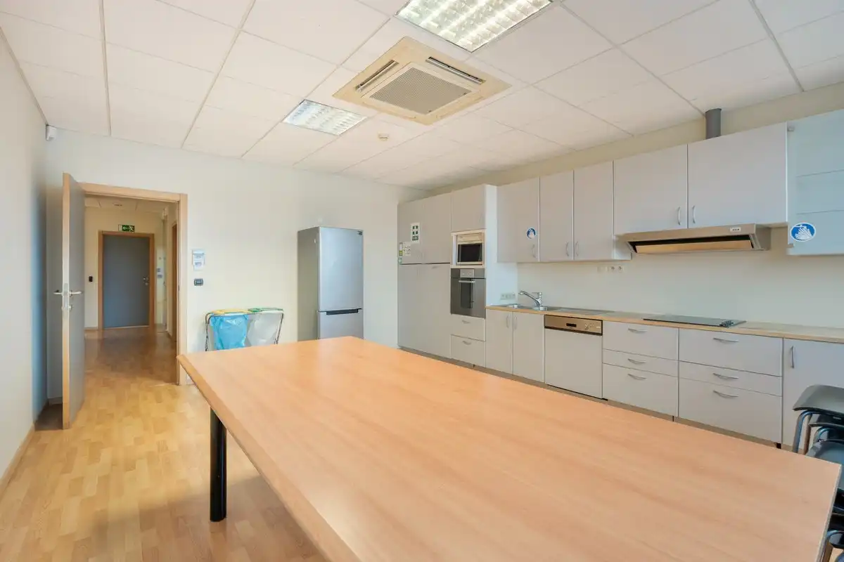 Kantoor te koop in het industriepark te Haasrode/Heverlee met 14 parkings - opp. 626 m² - verkoop van aandelen foto 21