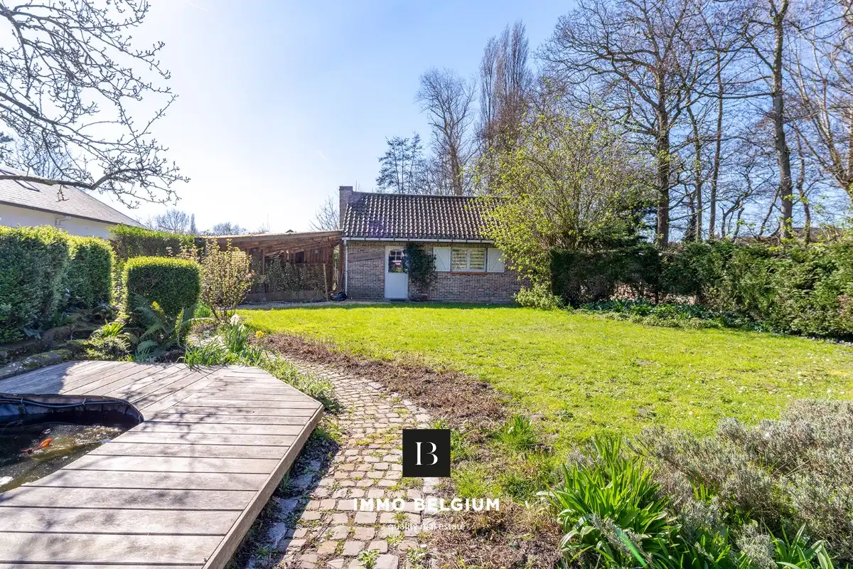 Prachtige woning op ruim perceel met bijgebouw foto 19