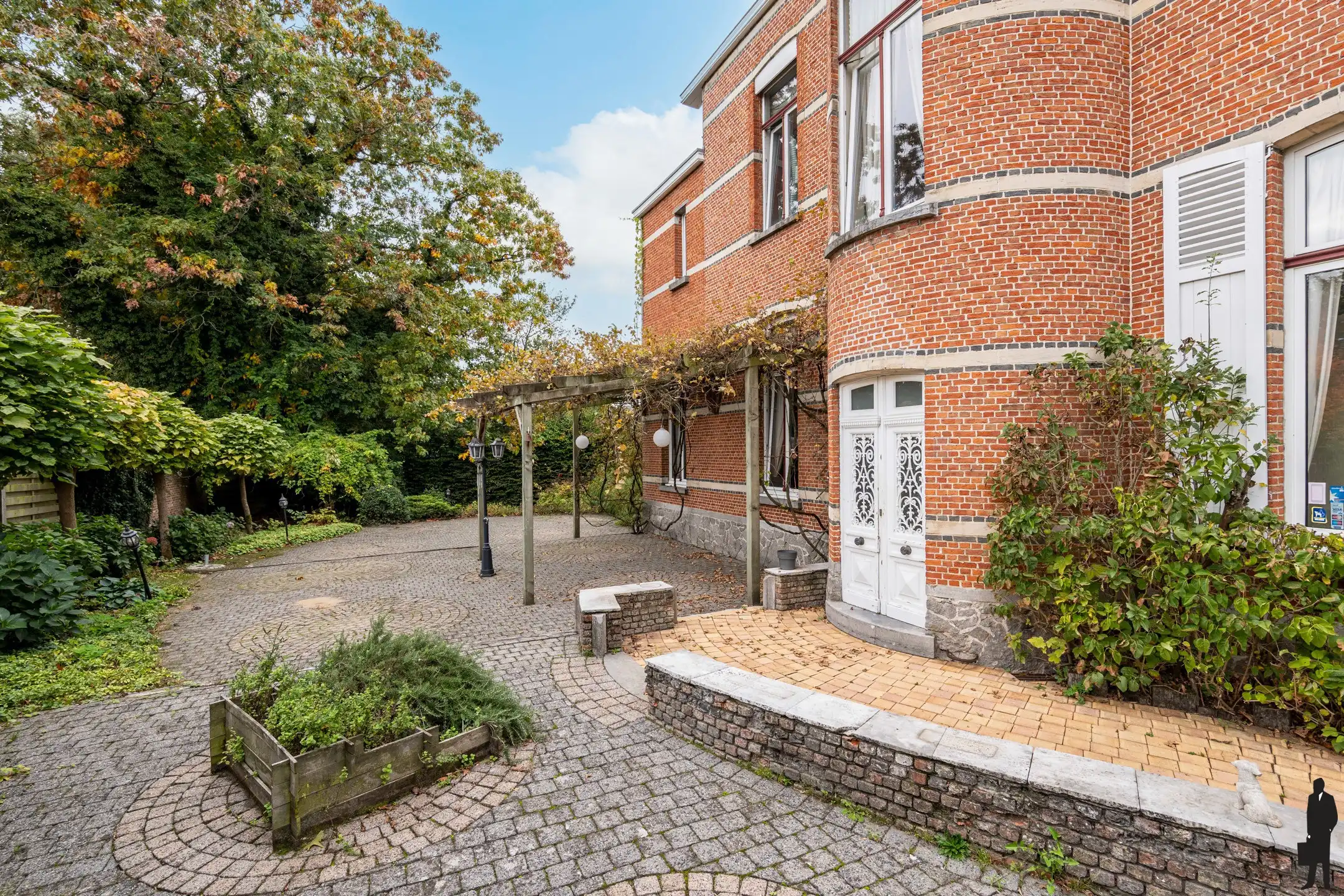 Prachtige 19de eeuwse villa met 6 slpks nabij centrum Lille foto 3